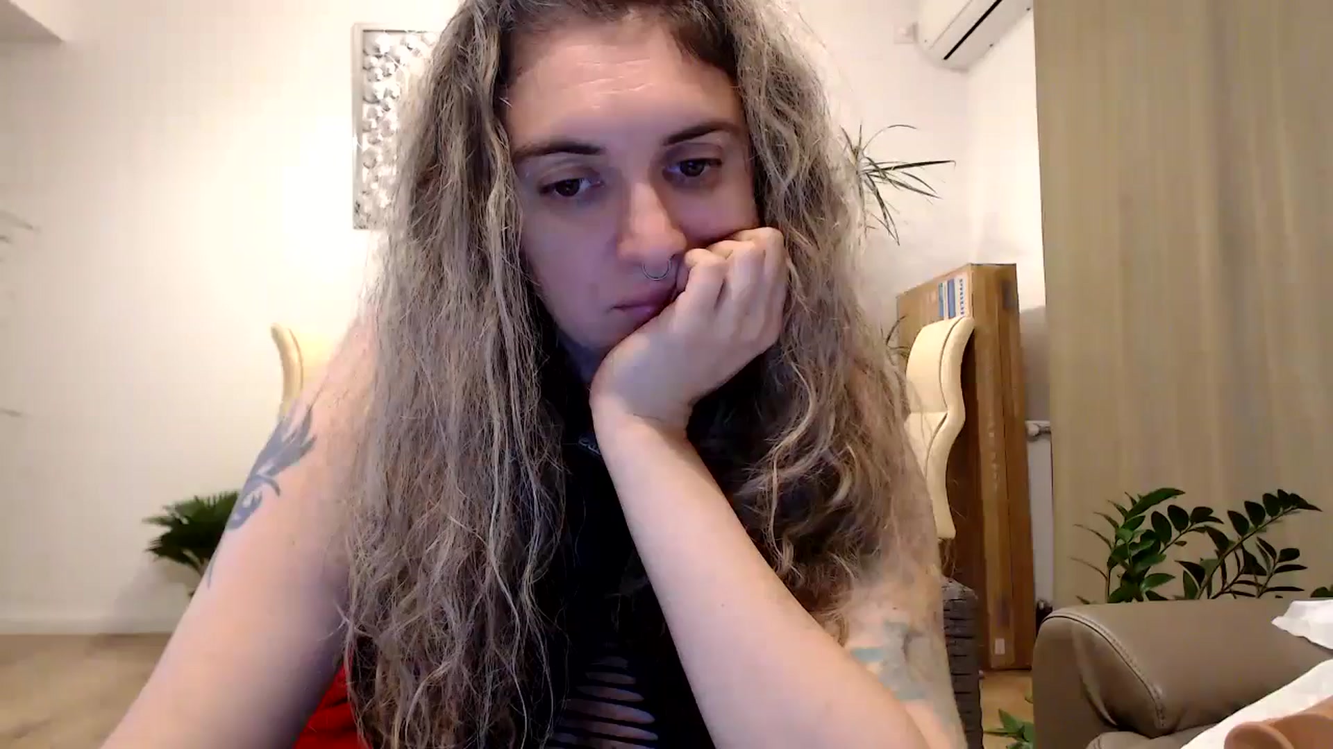 Gallery image thumbnail from MissDivinna's myfreecams stream on, 07/09/2024, 01:21 image 4 of 20