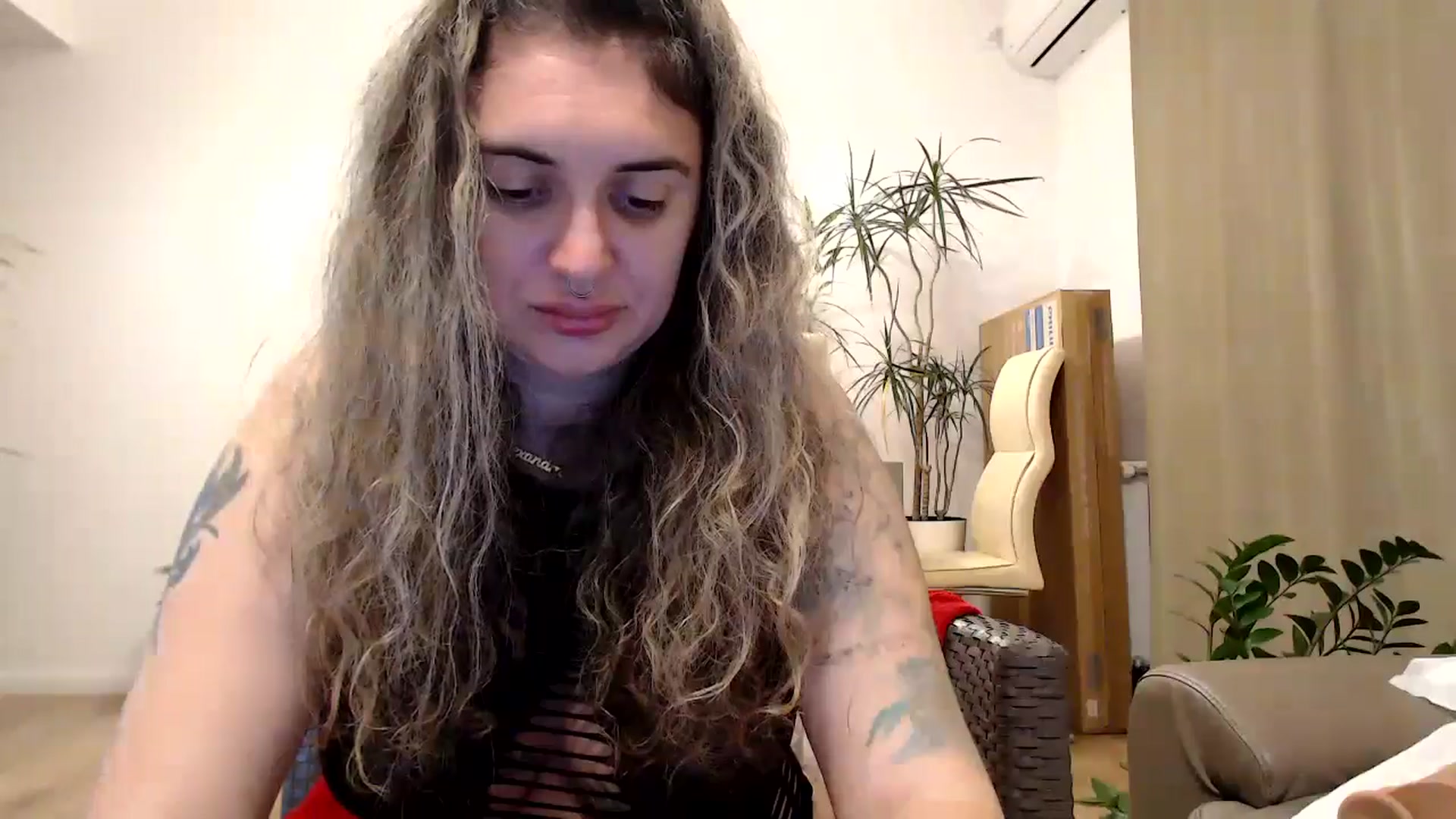 Gallery image thumbnail from MissDivinna's myfreecams stream on, 07/09/2024, 01:21 image 2 of 20