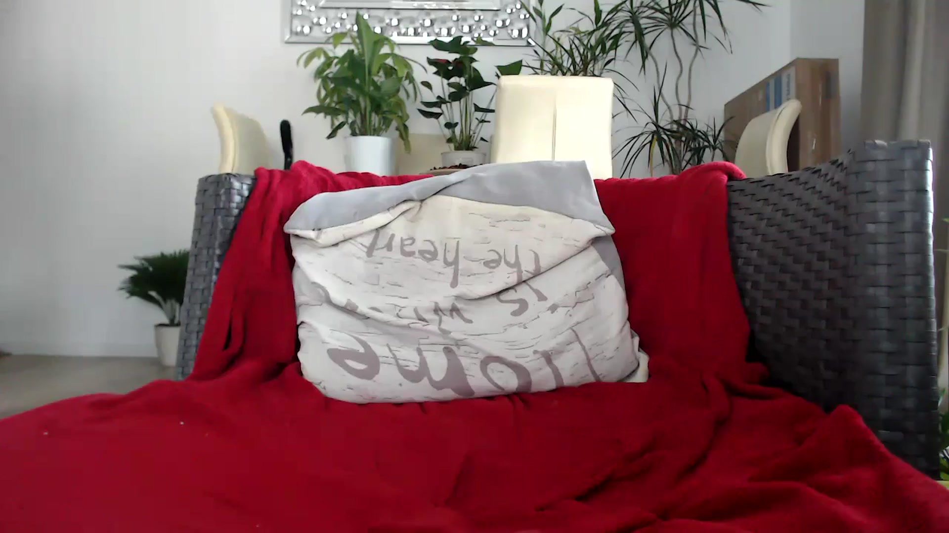 Gallery image thumbnail from MissDivinna's myfreecams stream on, 07/09/2024, 04:59 image 6 of 20