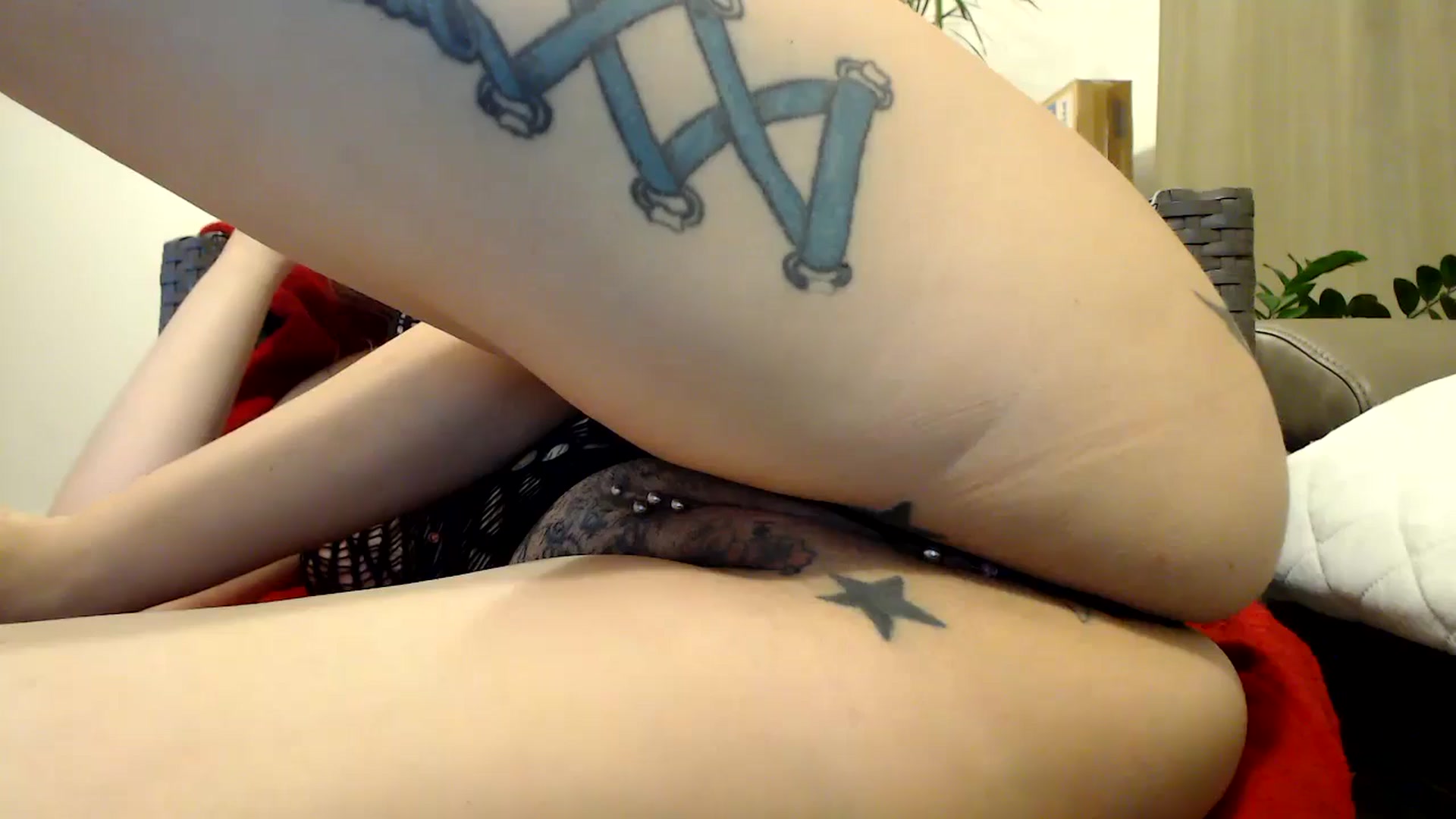 Gallery image thumbnail from MissDivinna's myfreecams stream on, 07/15/2024, 23:12 image 16 of 20