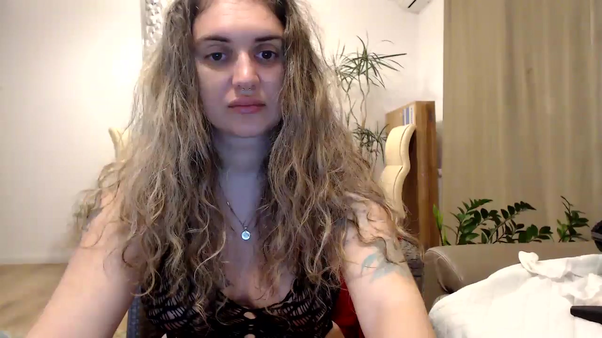 Gallery image thumbnail from MissDivinna's myfreecams stream on, 07/16/2024, 03:47 image 3 of 20