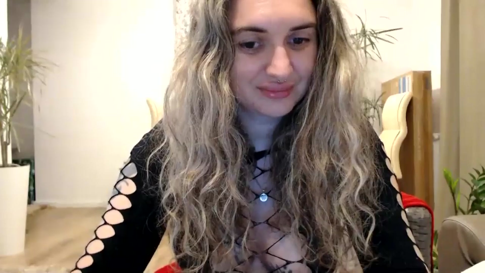 Gallery image thumbnail from MissDivinna's myfreecams stream on, 07/16/2024, 22:36 image 9 of 20