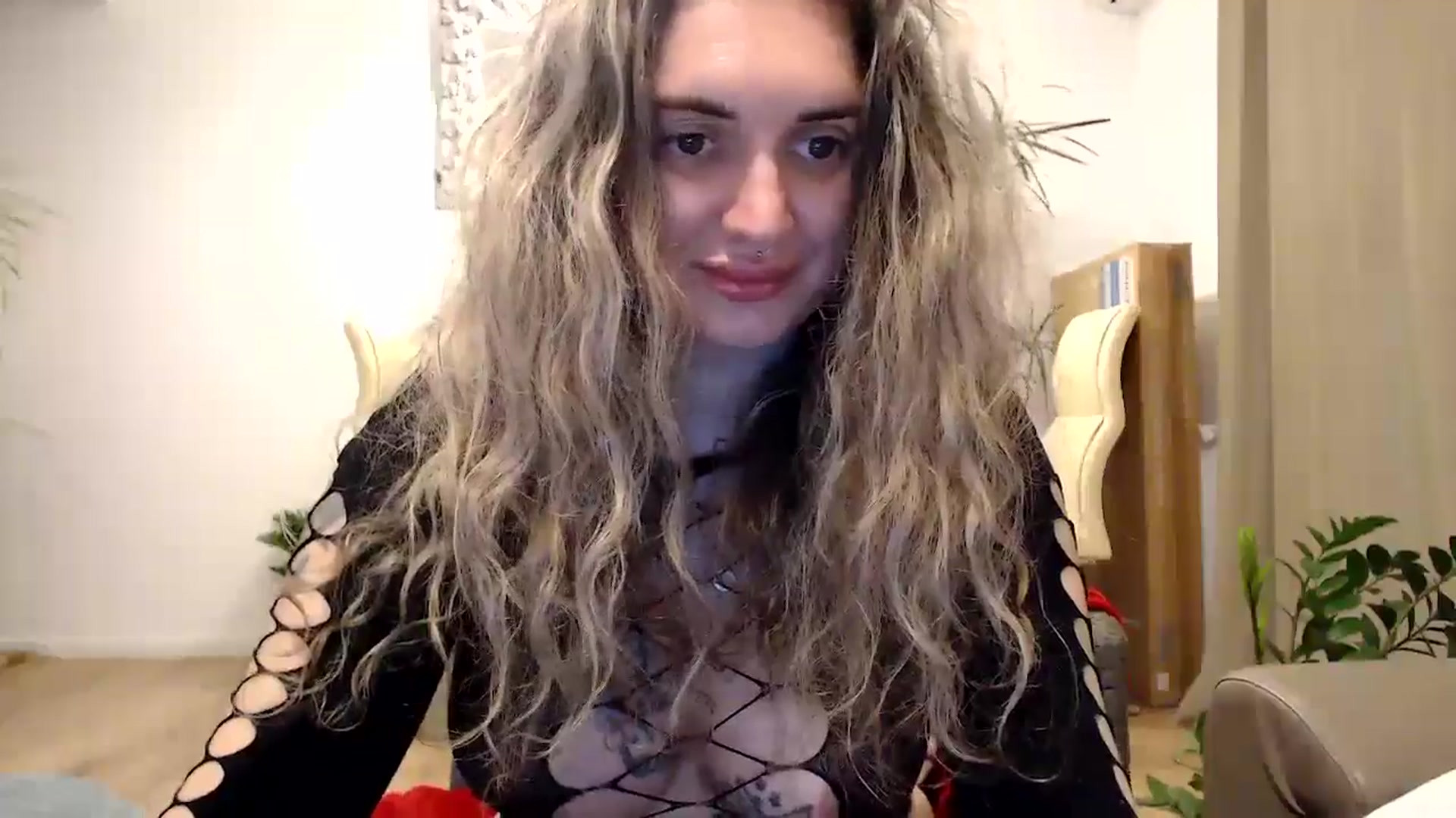 Gallery image thumbnail from MissDivinna's myfreecams stream on, 07/16/2024, 23:36 image 20 of 20