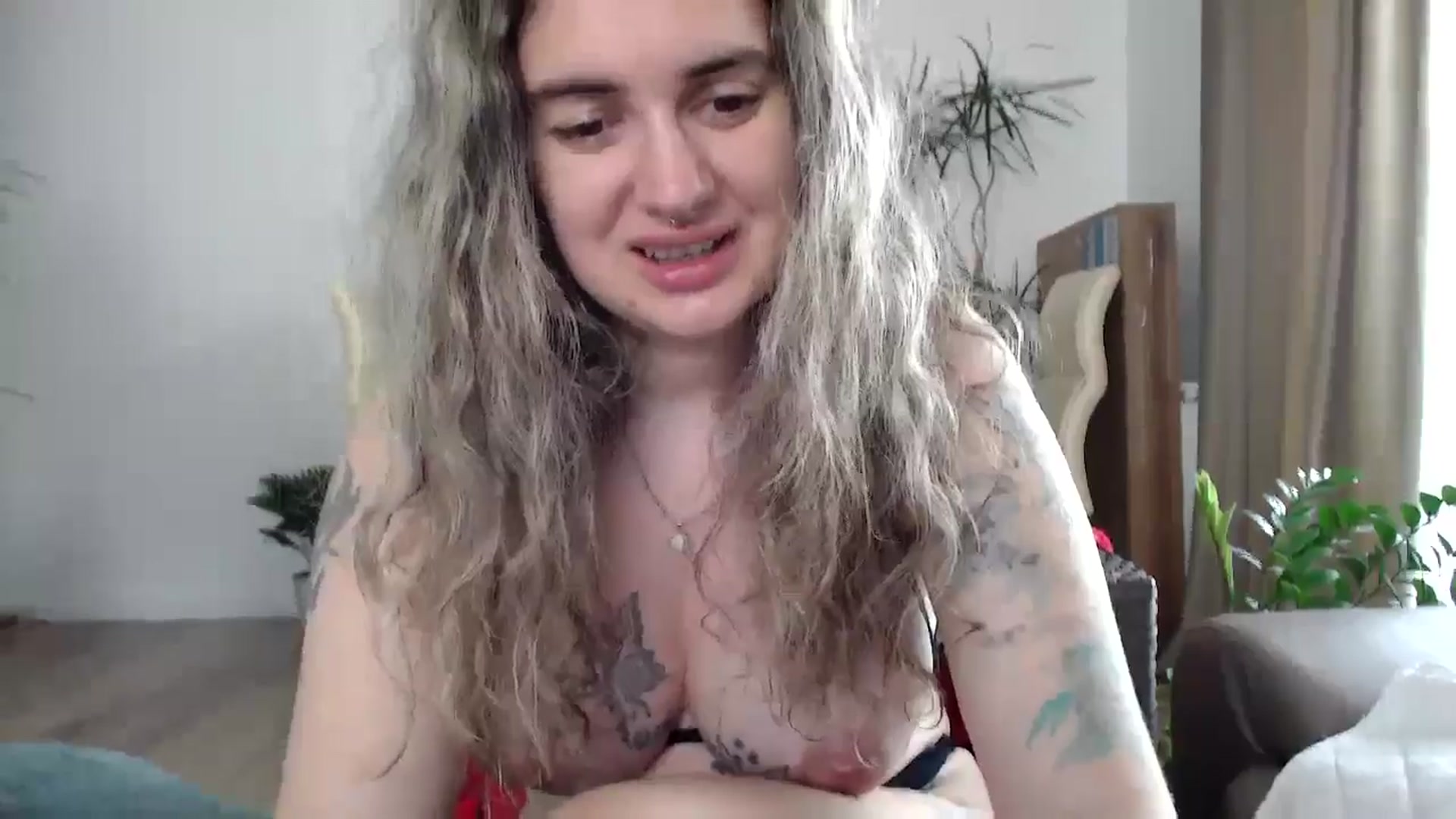 Gallery image thumbnail from MissDivinna's myfreecams stream on, 07/17/2024, 06:19 image 10 of 20