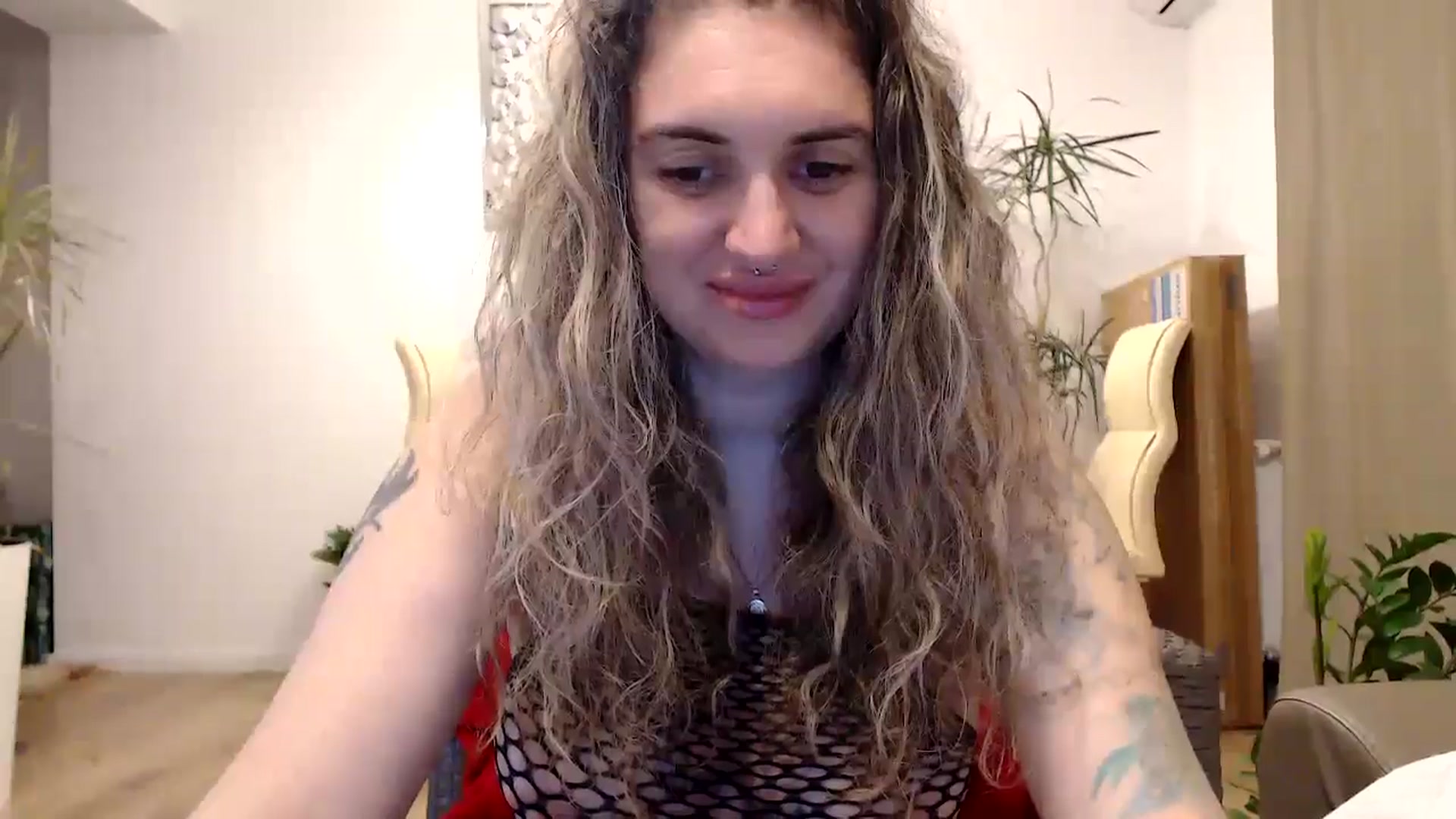 Gallery image thumbnail from MissDivinna's myfreecams stream on, 07/17/2024, 21:43 image 5 of 20