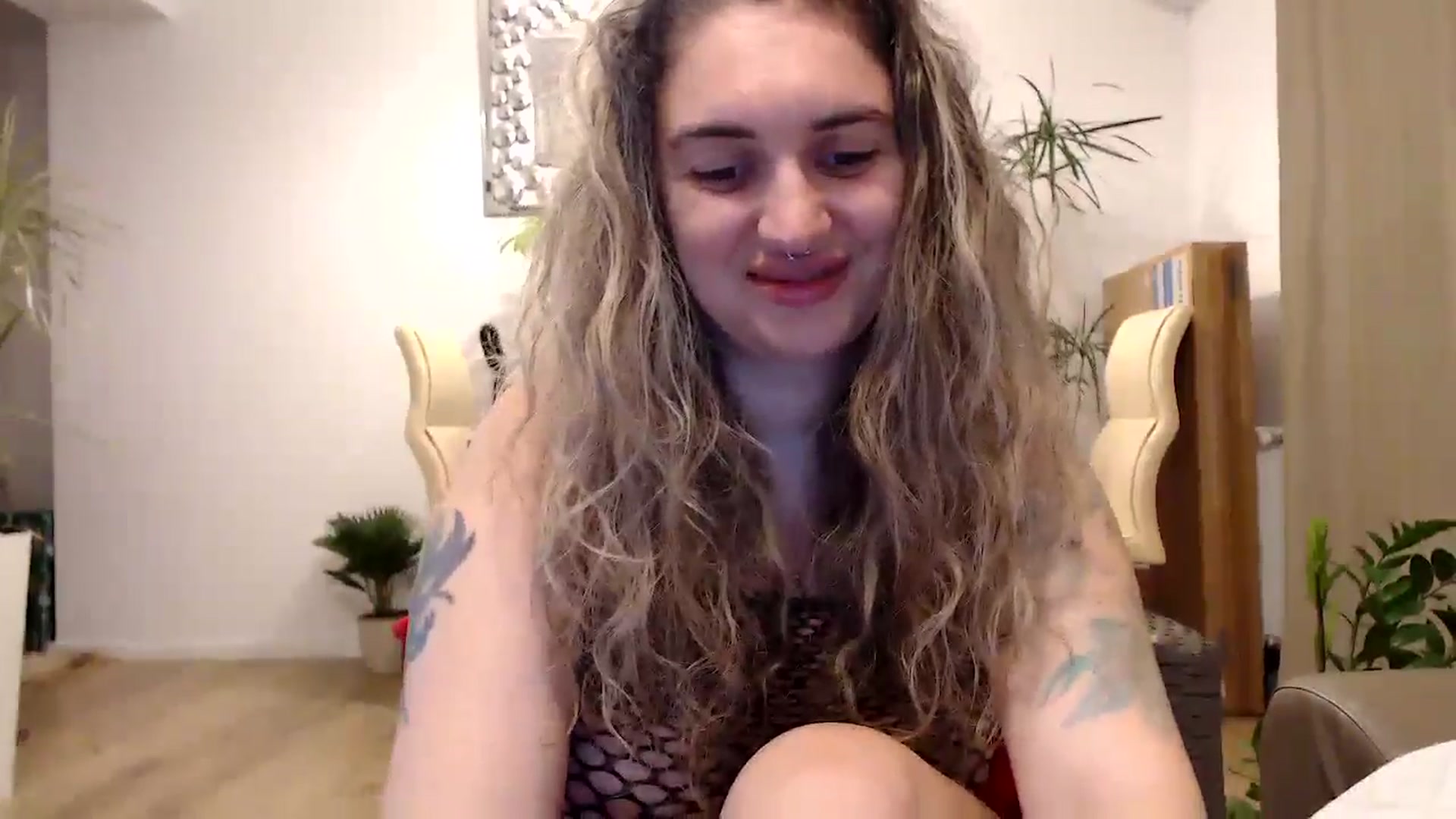 Gallery image thumbnail from MissDivinna's myfreecams stream on, 07/17/2024, 21:43 image 6 of 20