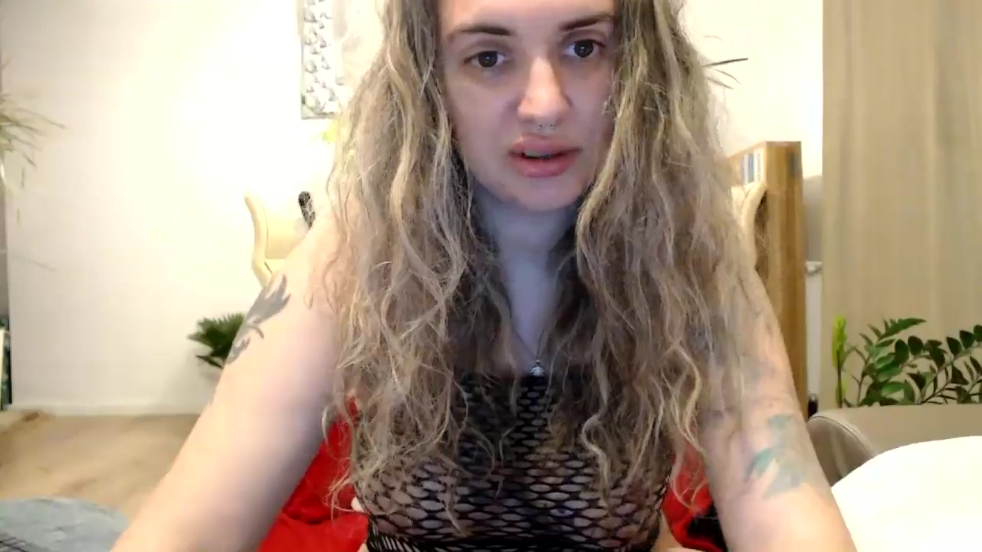 Gallery image thumbnail from MissDivinna's myfreecams stream on, 07/17/2024, 21:43 image 19 of 20