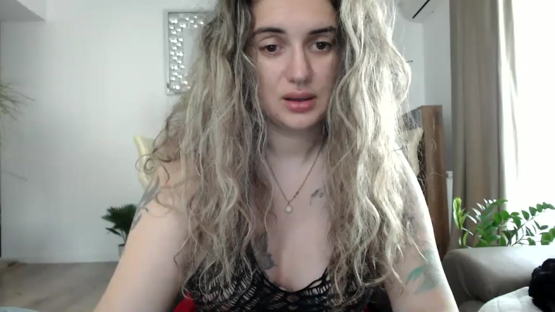 Gallery image thumbnail from MissDivinna's myfreecams stream on, 07/18/2024, 05:01 image 6 of 20