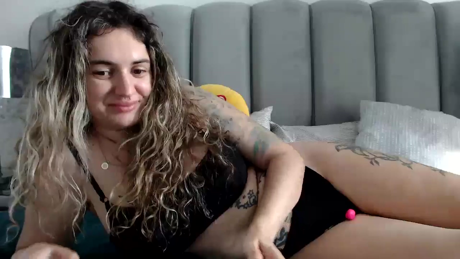 Gallery image thumbnail from MissDivinna's myfreecams stream on, 07/20/2024, 06:46 image 6 of 20