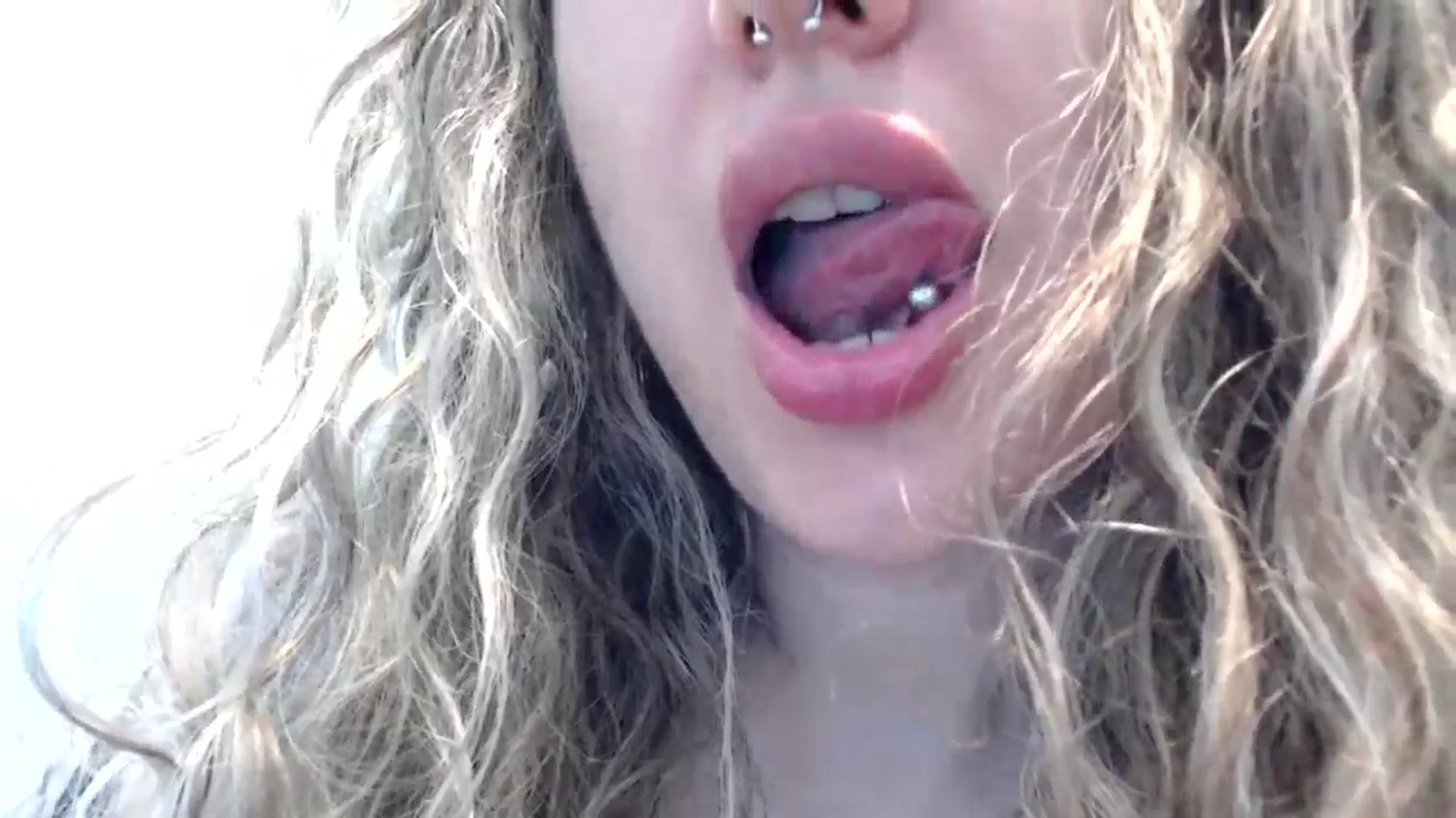 Gallery image thumbnail from MissDivinna's myfreecams stream on, 07/20/2024, 23:52 image 3 of 20
