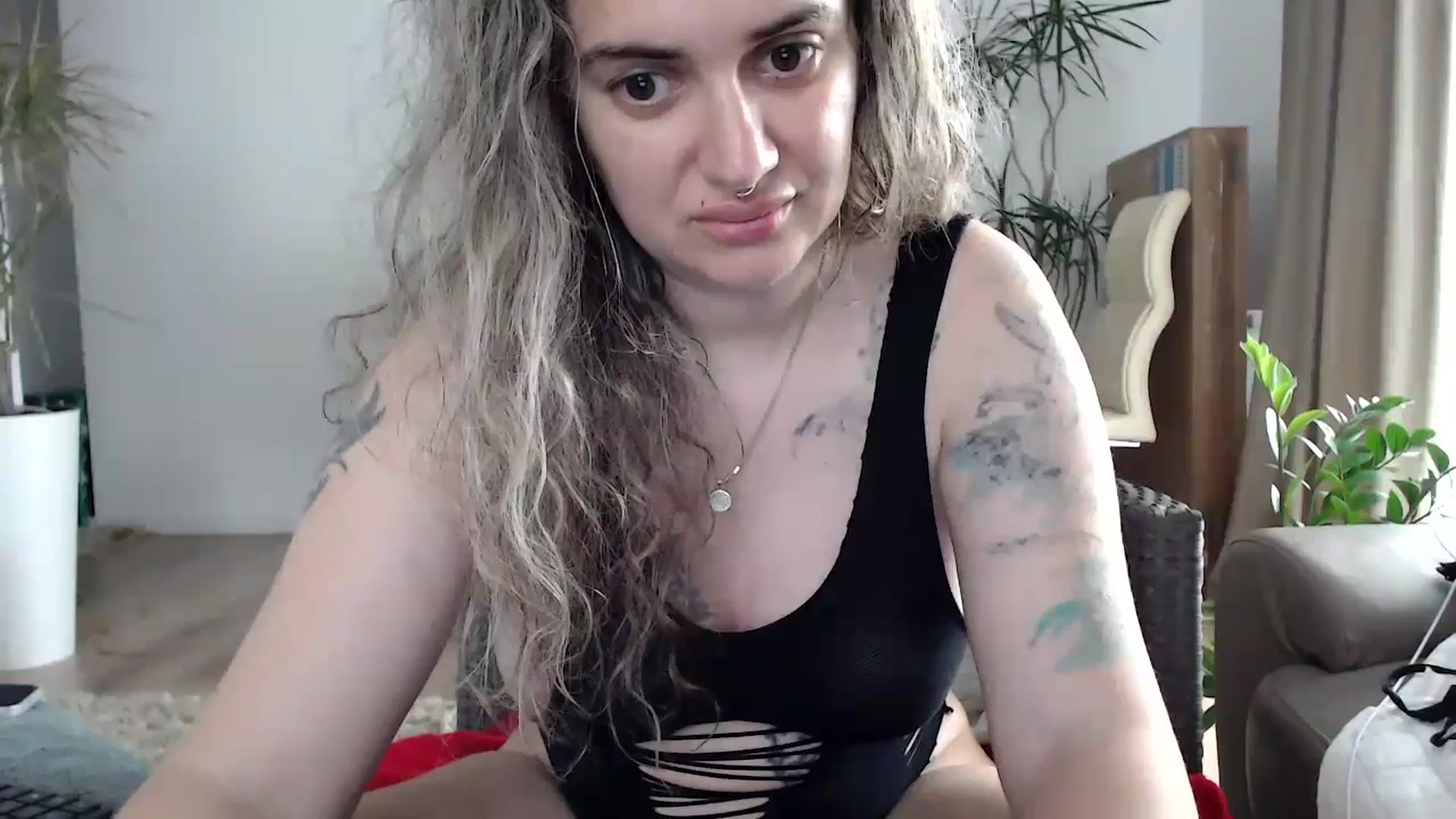 Gallery image thumbnail from MissDivinna's myfreecams stream on, 07/24/2024, 05:33 image 1 of 20