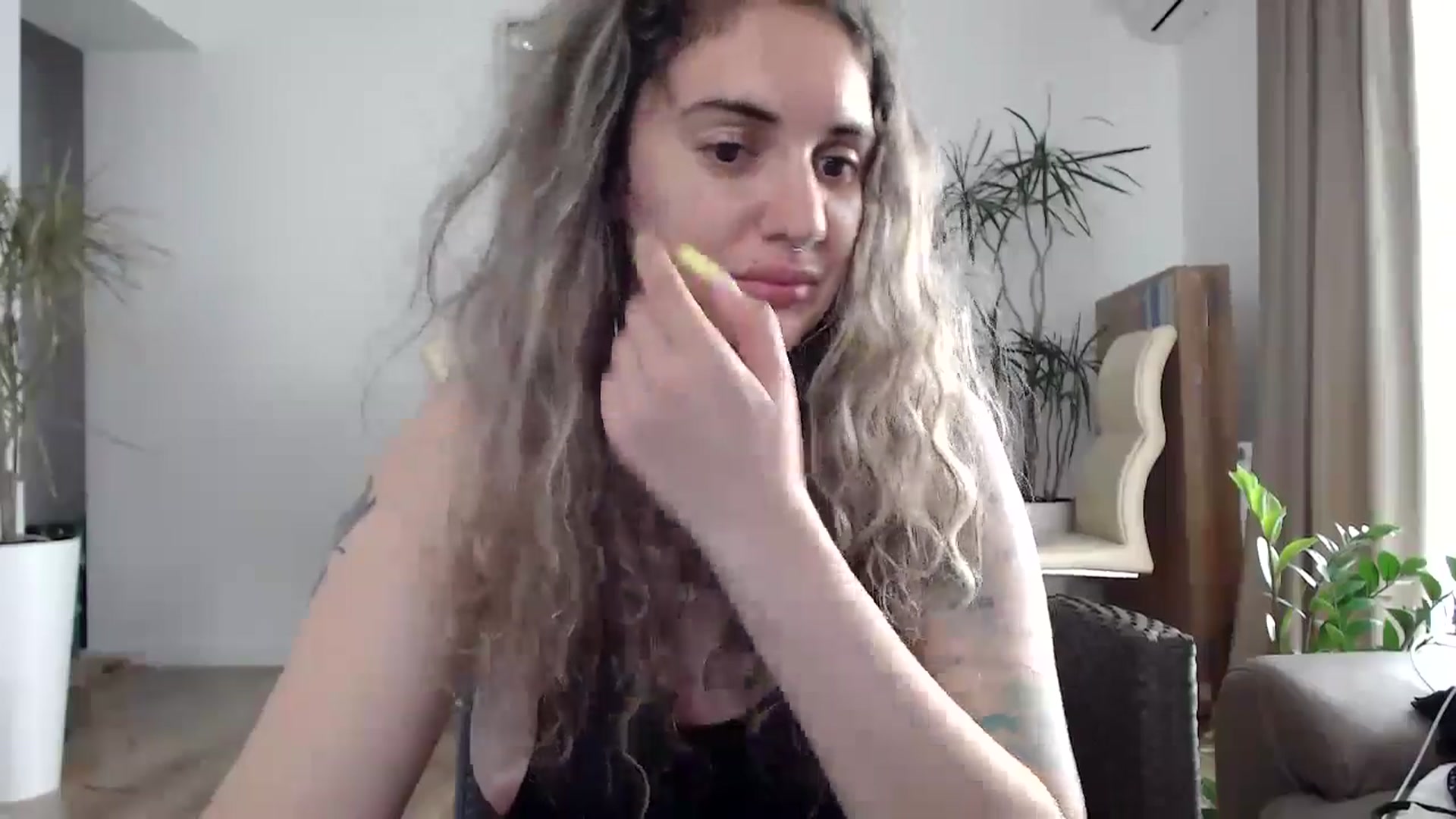 Gallery image thumbnail from MissDivinna's myfreecams stream on, 07/24/2024, 05:33 image 13 of 20