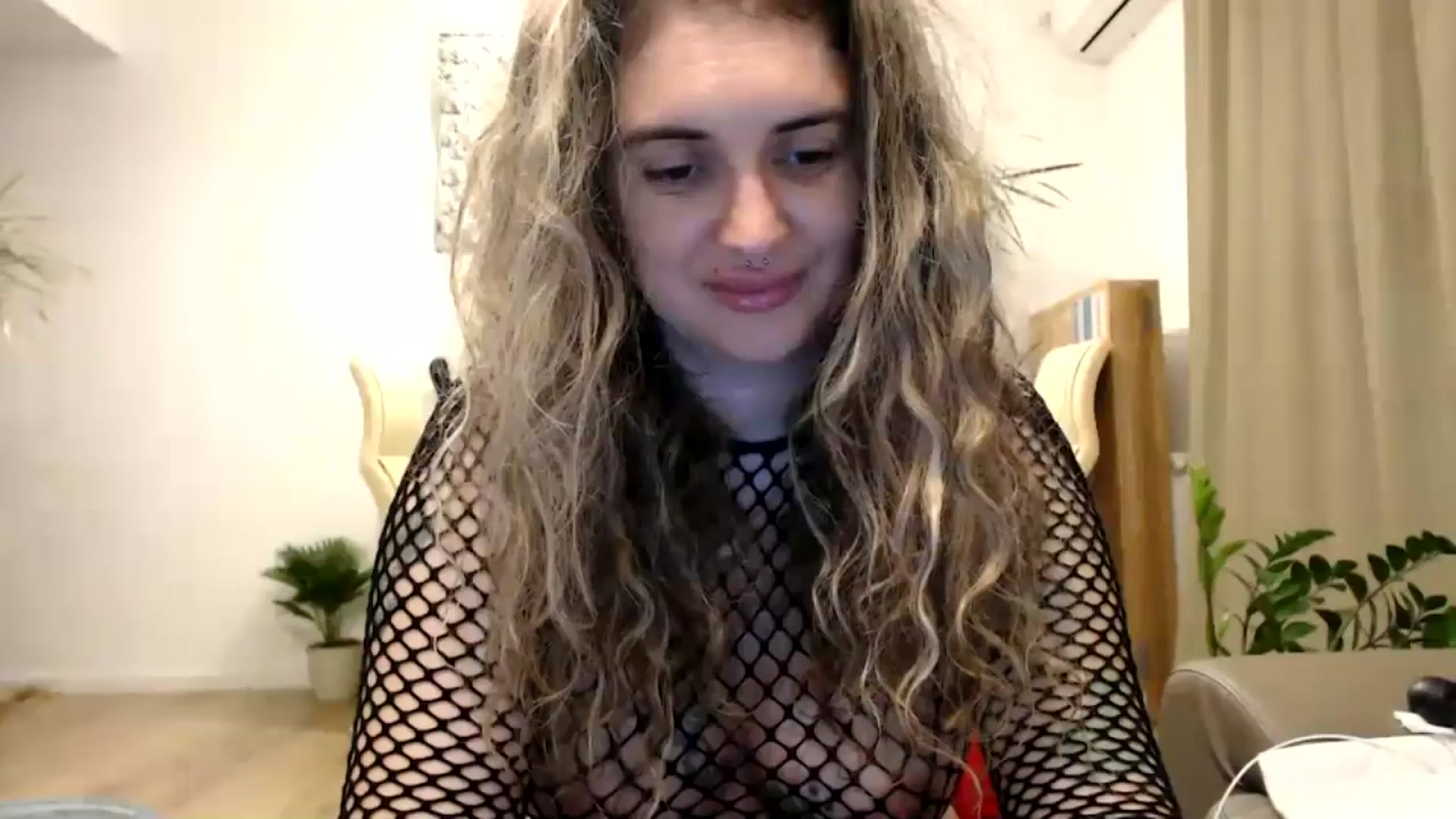Gallery image thumbnail from MissDivinna's myfreecams stream on, 07/25/2024, 24:53 image 10 of 20