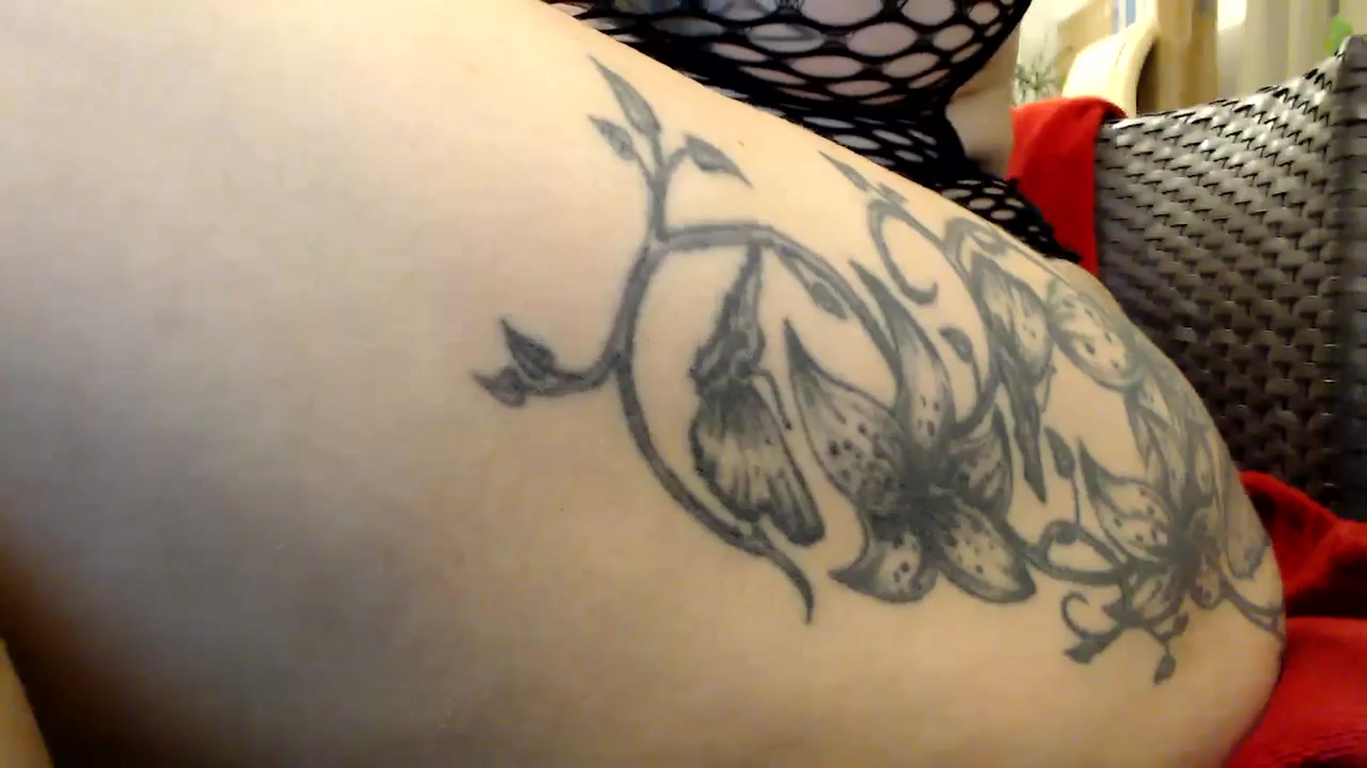Gallery image thumbnail from MissDivinna's myfreecams stream on, 07/25/2024, 22:57 image 15 of 20