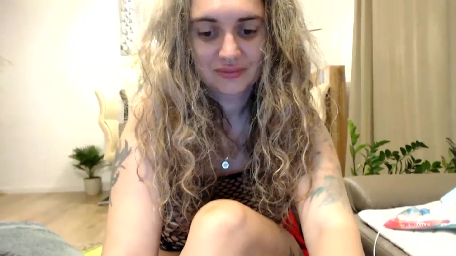 Gallery image thumbnail from MissDivinna's myfreecams stream on, 07/25/2024, 23:16 image 19 of 20