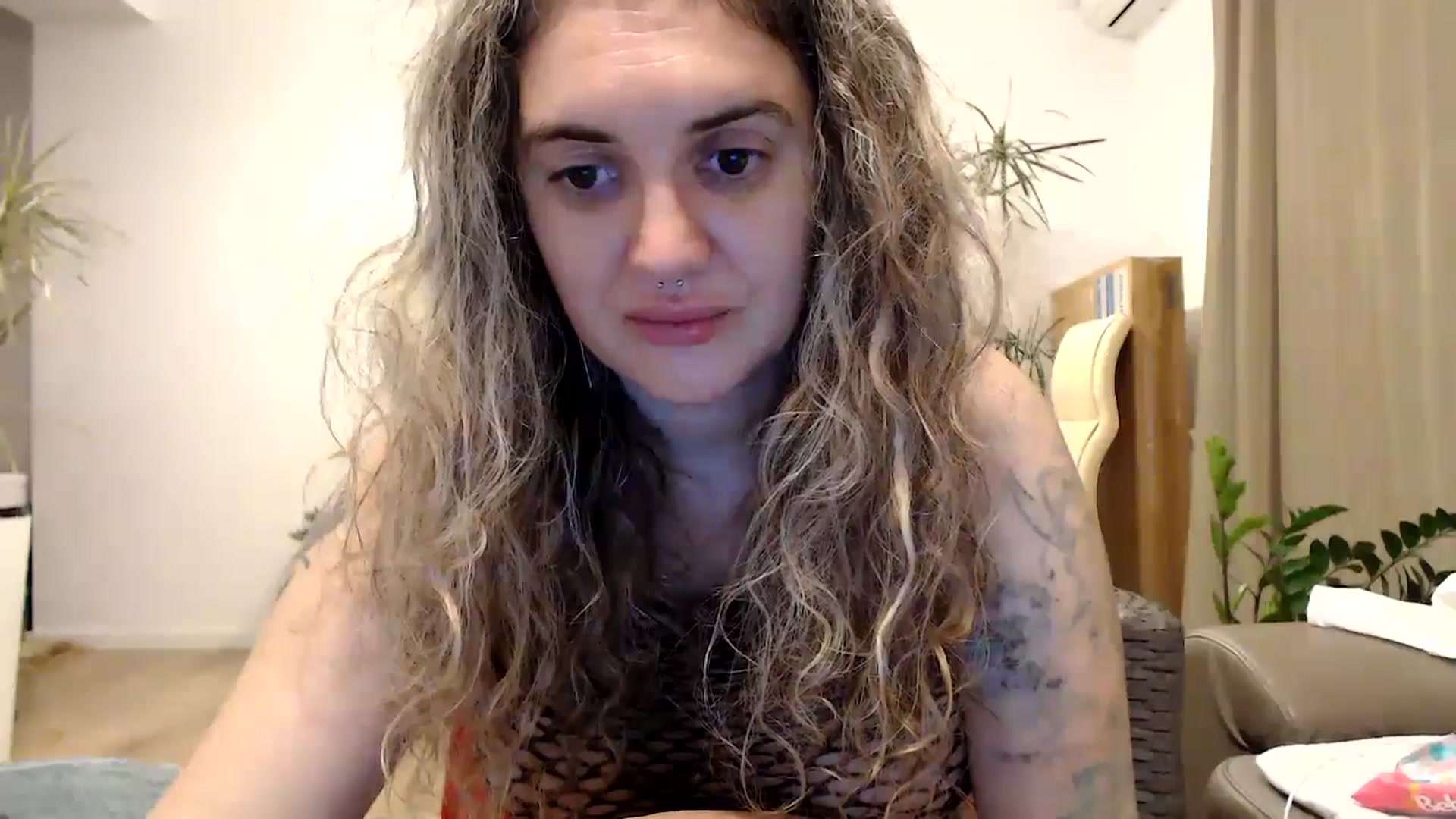 Gallery image thumbnail from MissDivinna's myfreecams stream on, 07/25/2024, 23:16 image 2 of 20