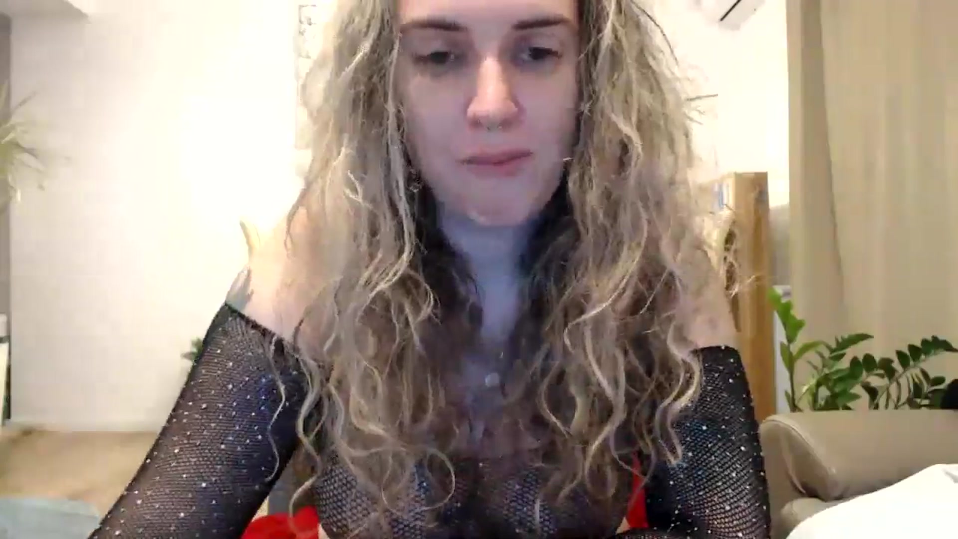 Gallery image thumbnail from MissDivinna's myfreecams stream on, 07/27/2024, 03:48 image 19 of 20