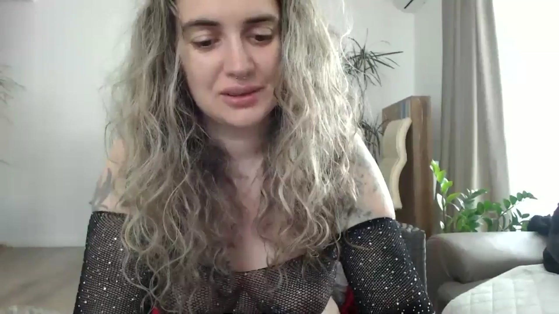 Gallery image thumbnail from MissDivinna's myfreecams stream on, 07/27/2024, 06:54 image 2 of 20