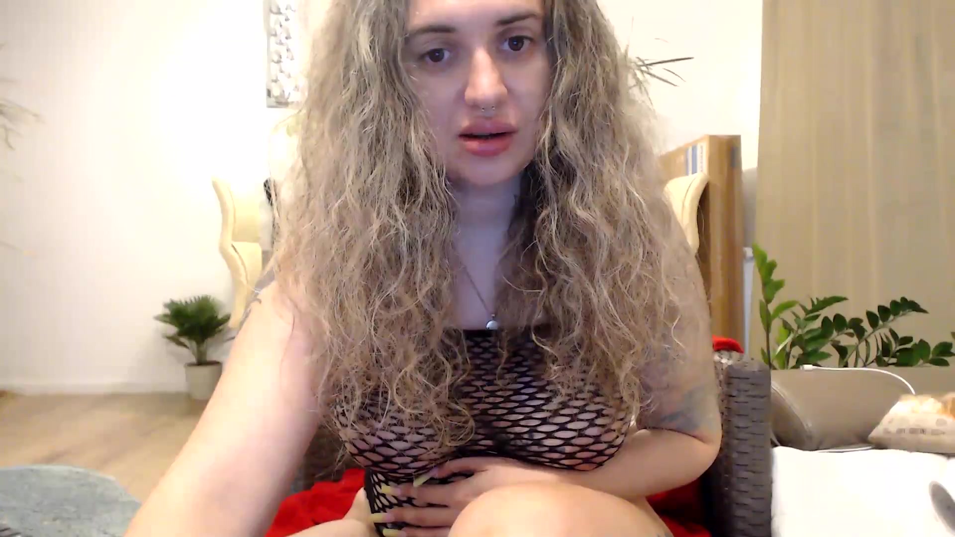Gallery image thumbnail from MissDivinna's myfreecams stream on, 07/28/2024, 03:23 image 17 of 20