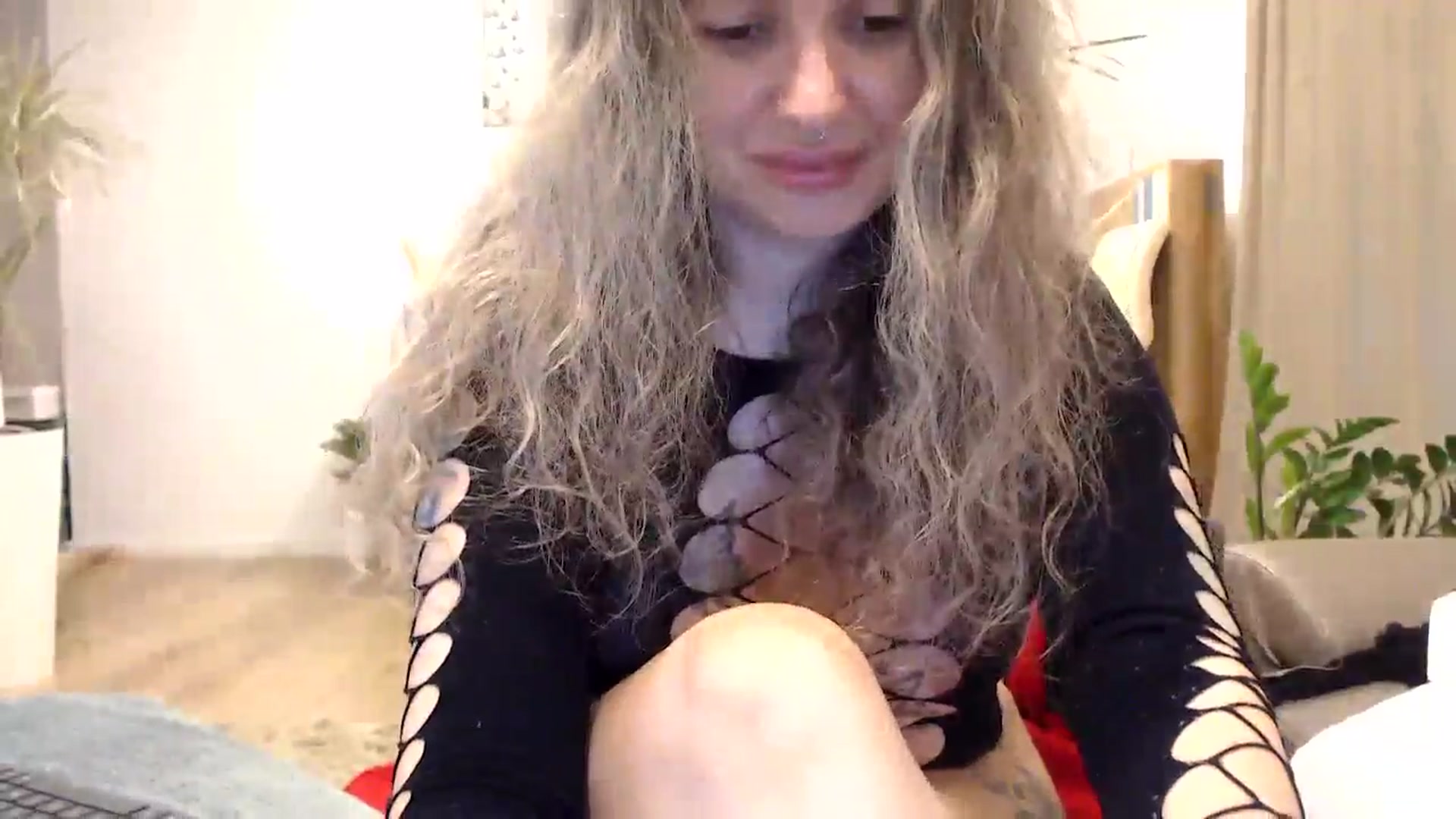Gallery image thumbnail from MissDivinna's myfreecams stream on, 07/28/2024, 22:28 image 8 of 20