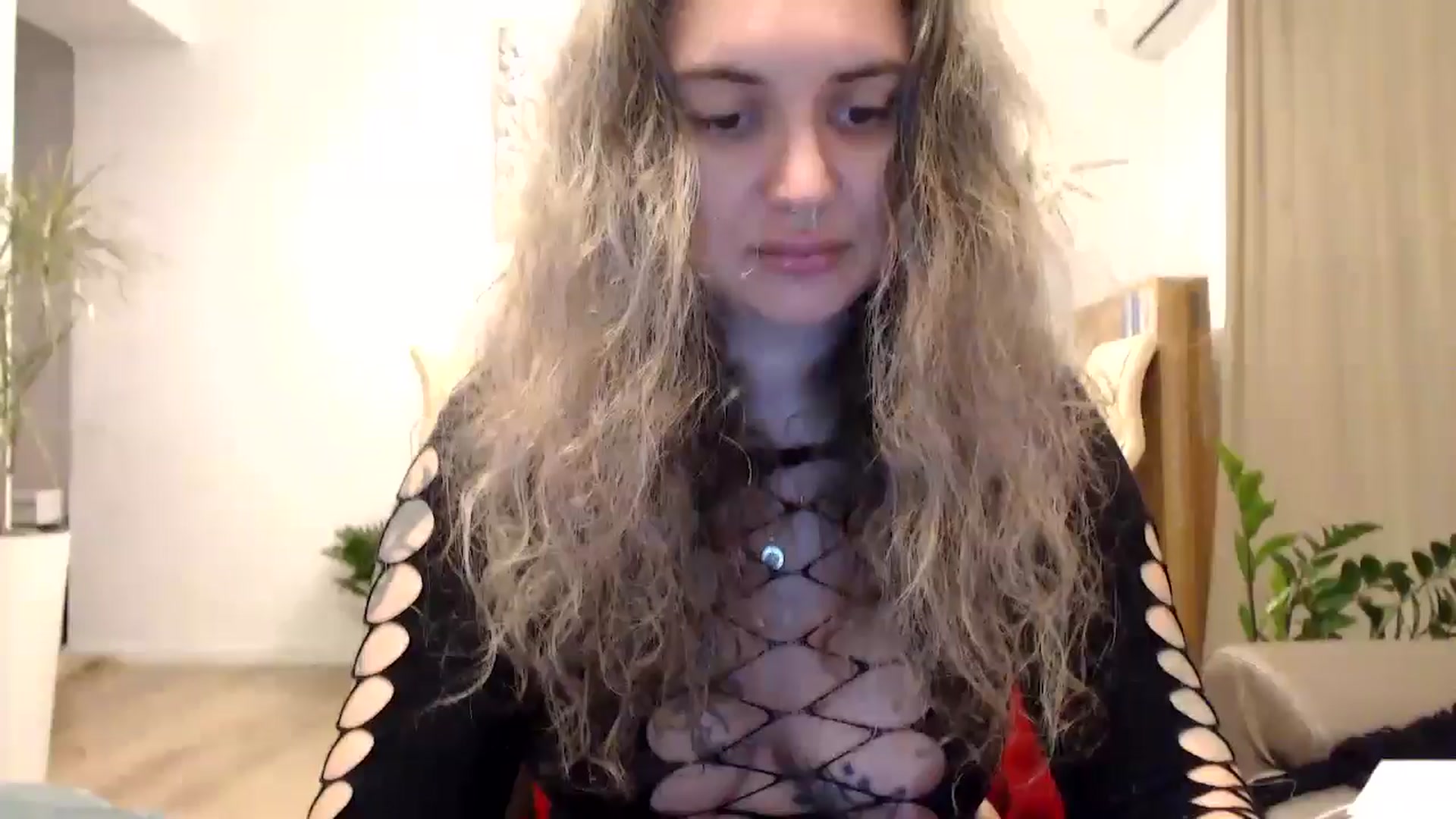 Gallery image thumbnail from MissDivinna's myfreecams stream on, 07/29/2024, 24:02 image 9 of 20
