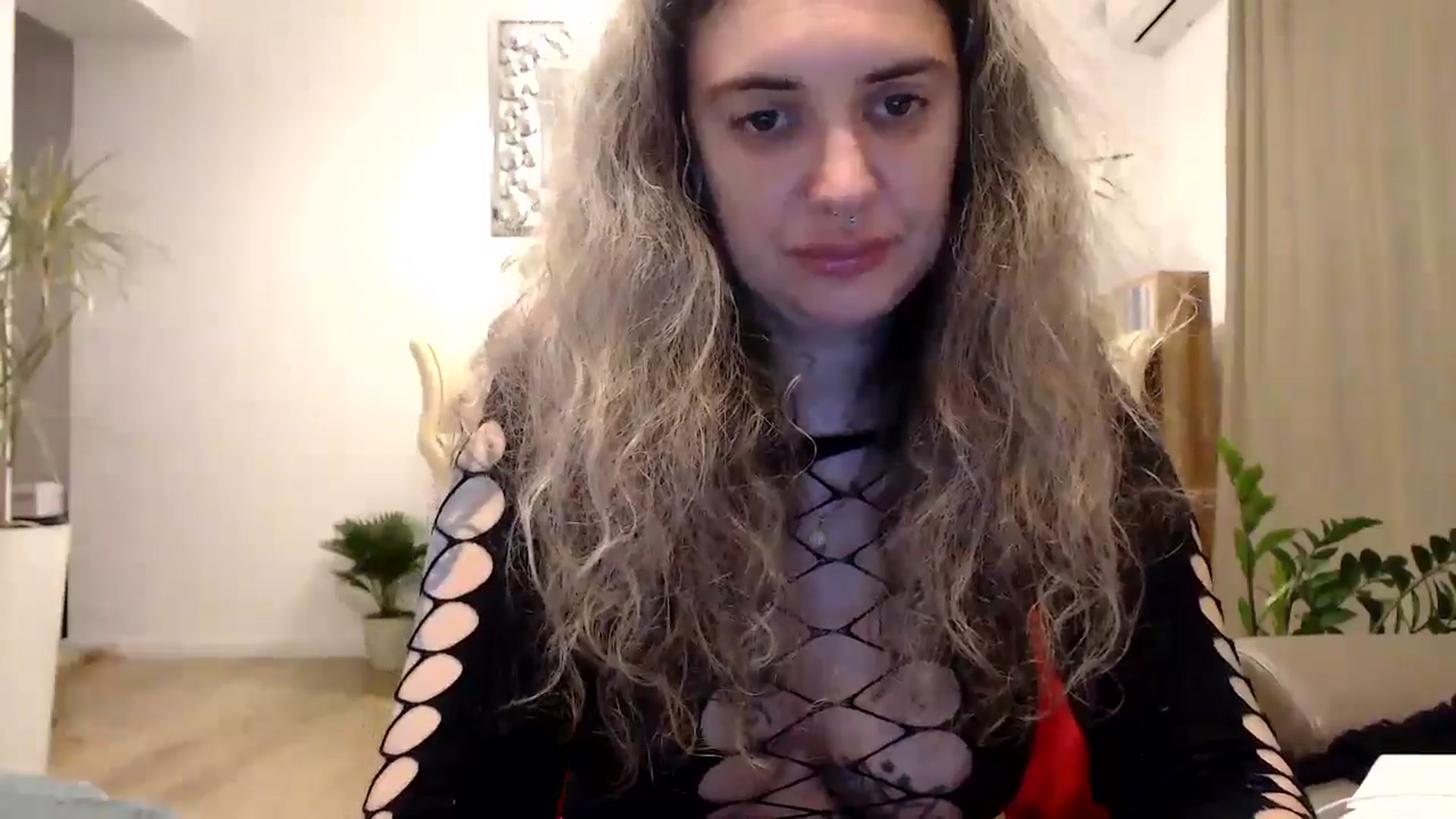 Gallery image thumbnail from MissDivinna's myfreecams stream on, 07/29/2024, 24:02 image 8 of 20