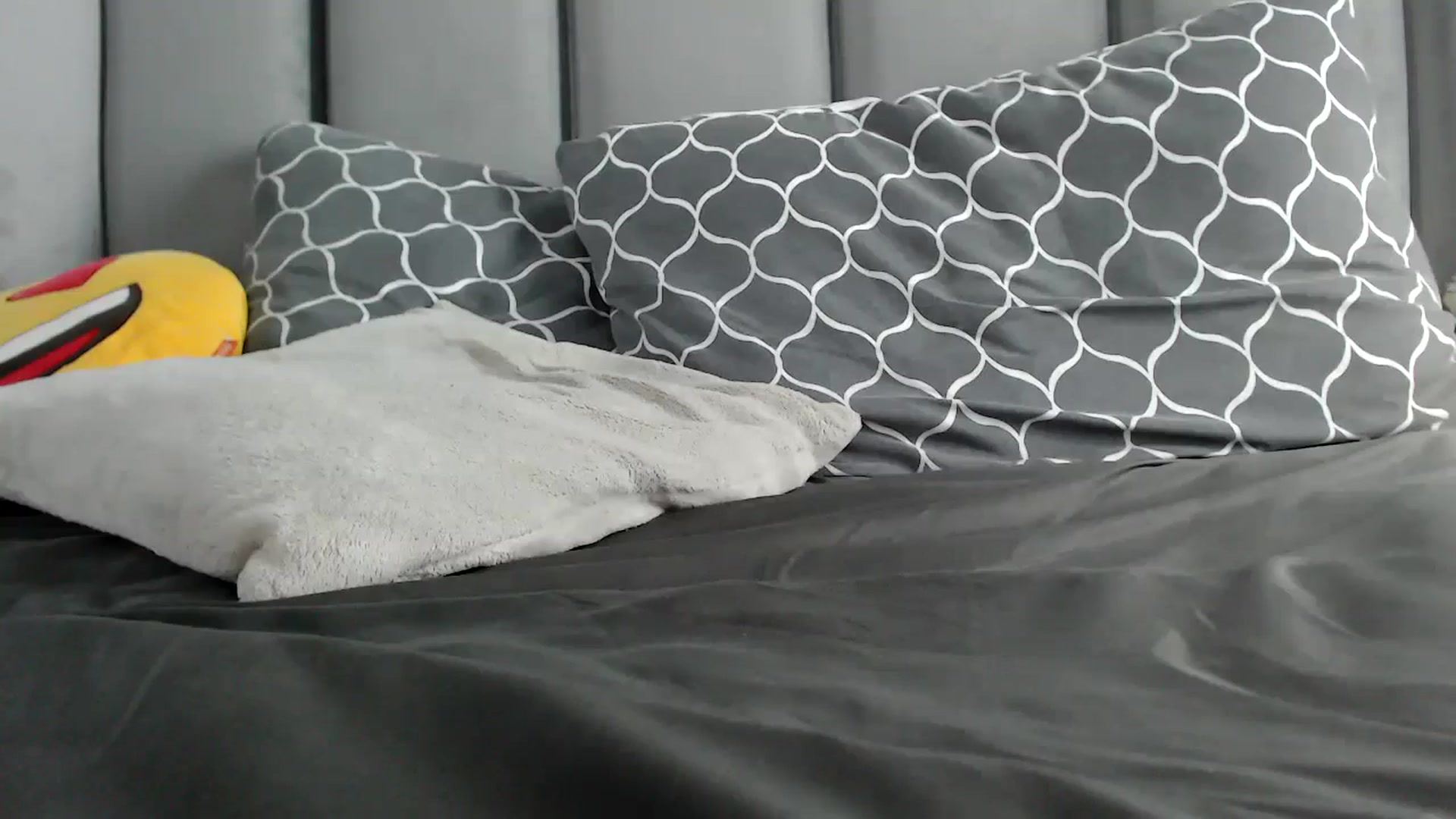 Gallery image thumbnail from MissDivinna's myfreecams stream on, 08/03/2024, 06:19 image 8 of 20