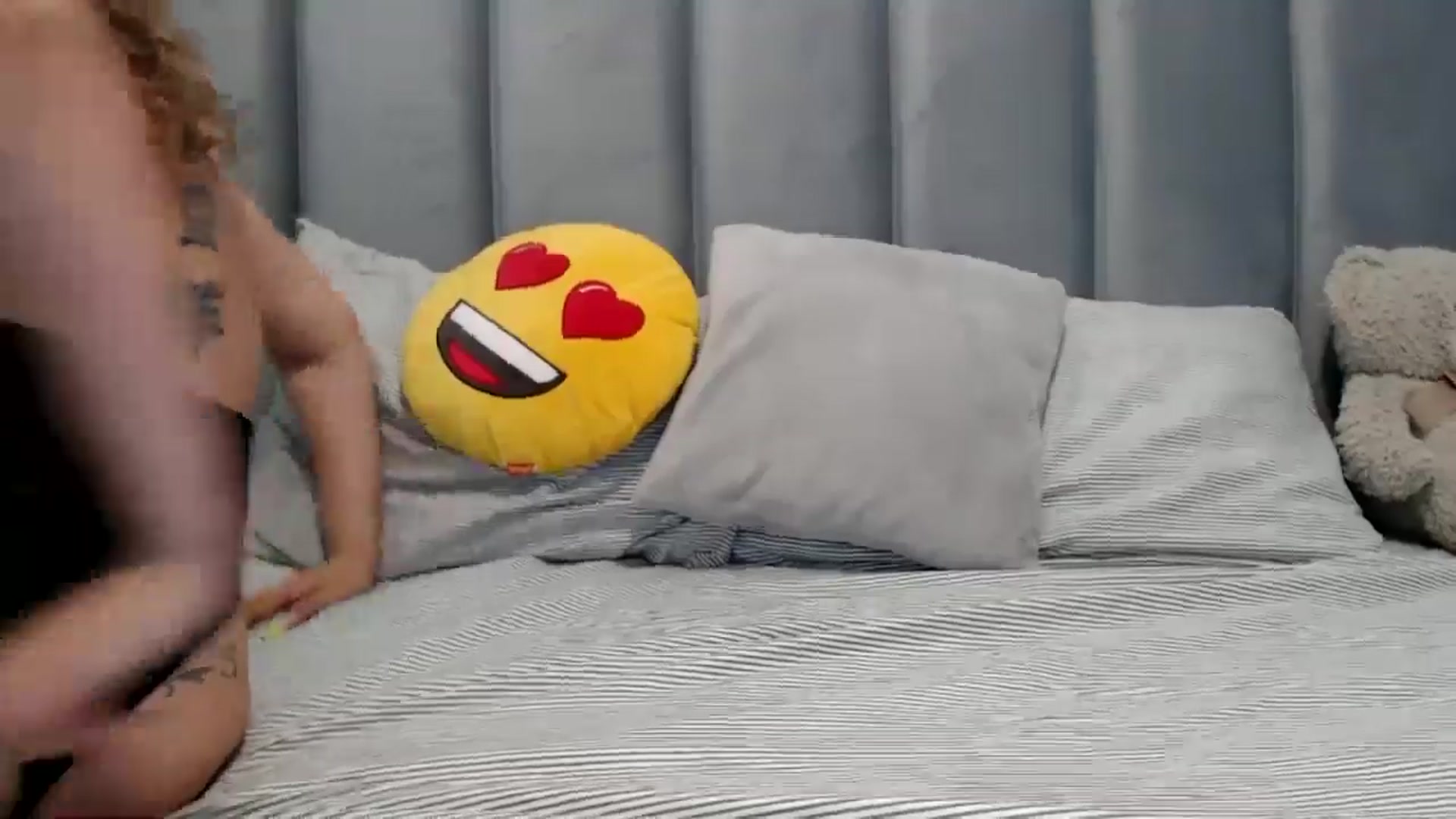 Gallery image thumbnail from MissDivinna's myfreecams stream on, 08/03/2024, 23:24 image 4 of 20