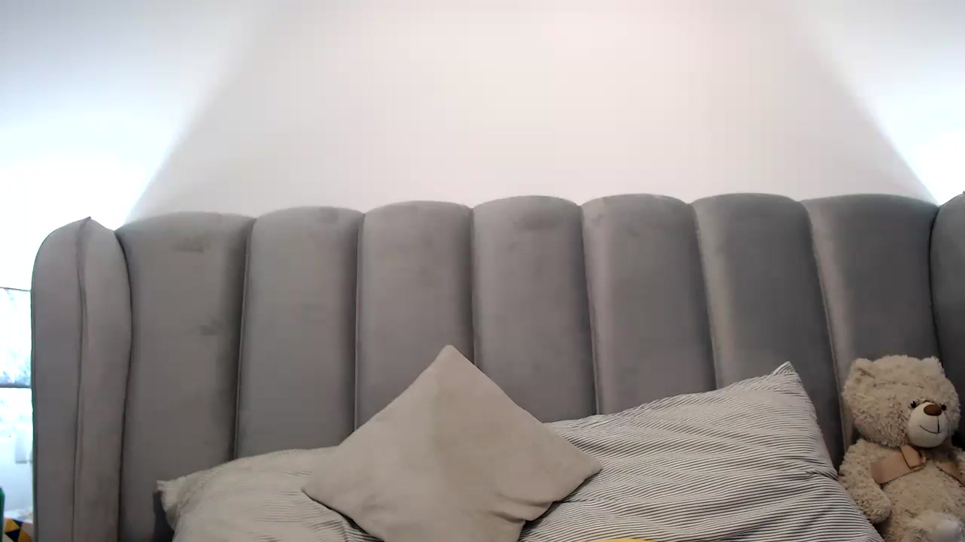 Gallery image thumbnail from MissDivinna's myfreecams stream on, 08/05/2024, 24:38 image 14 of 20