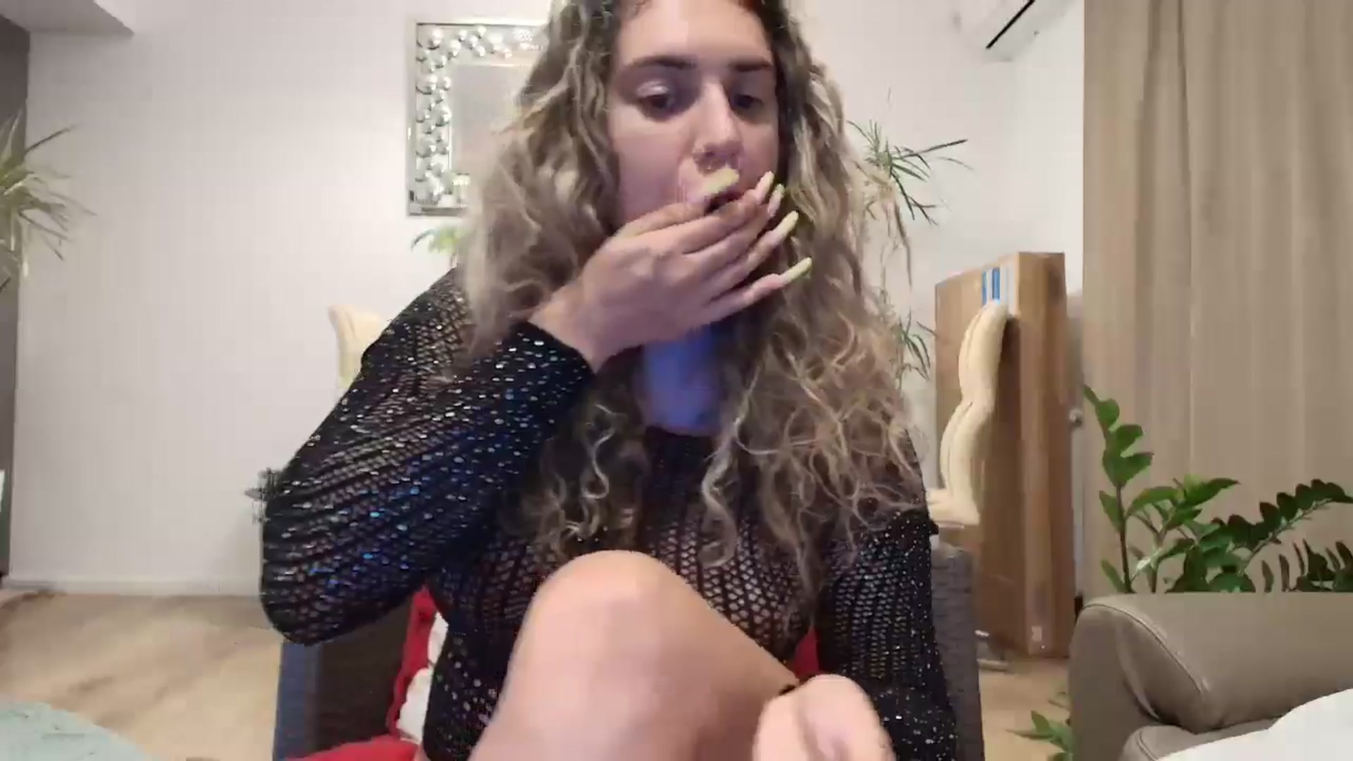 Gallery image thumbnail from MissDivinna's myfreecams stream on, 08/07/2024, 23:11 image 11 of 20