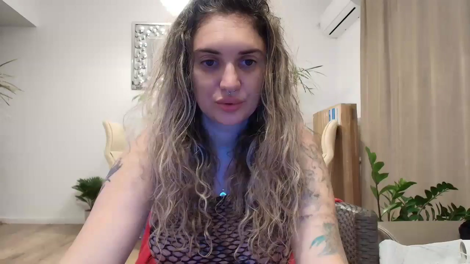 Gallery image thumbnail from MissDivinna's myfreecams stream on, 08/09/2024, 21:59 image 1 of 20