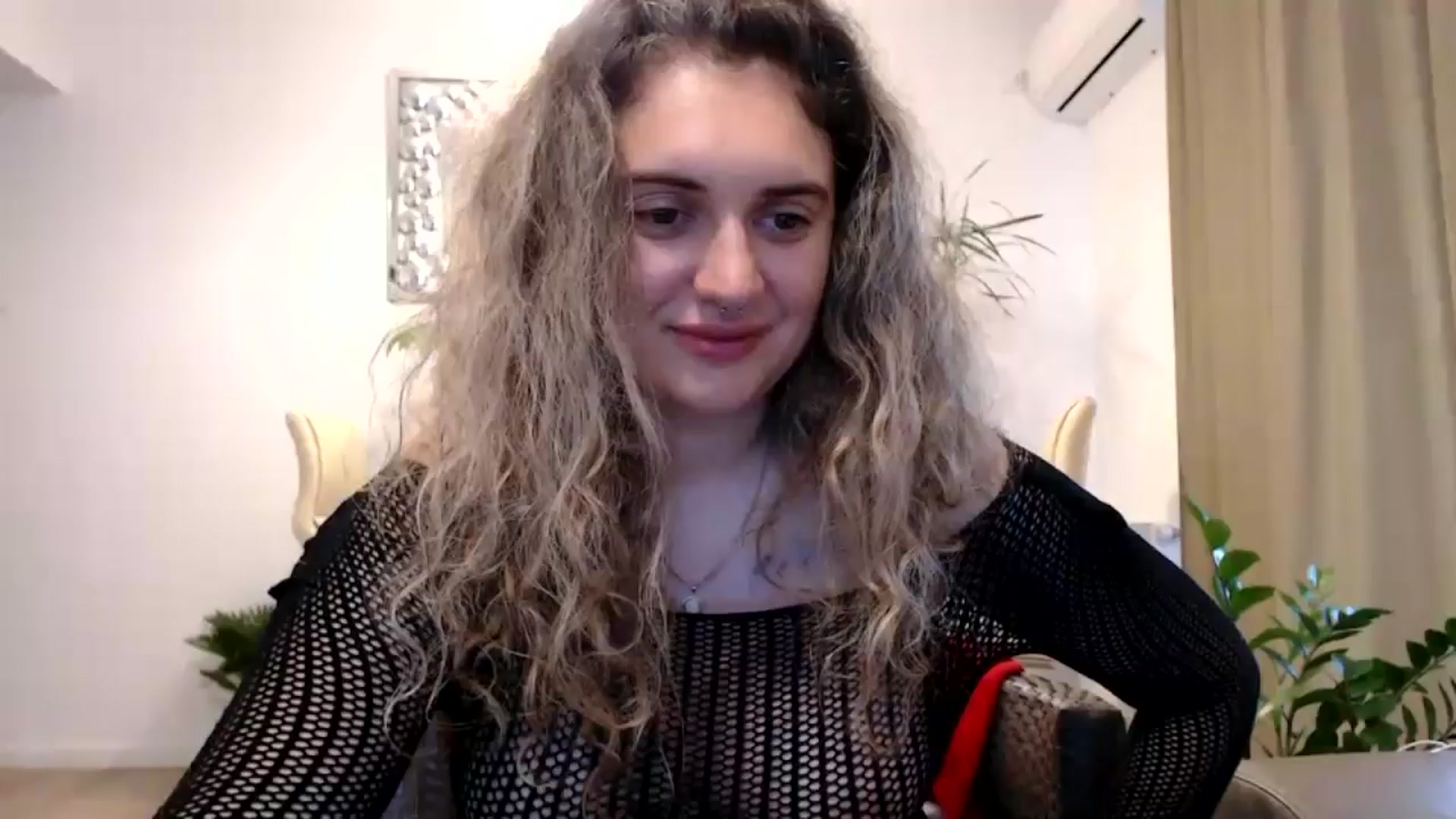 Gallery image thumbnail from MissDivinna's myfreecams stream on, 08/21/2024, 06:49 image 14 of 20