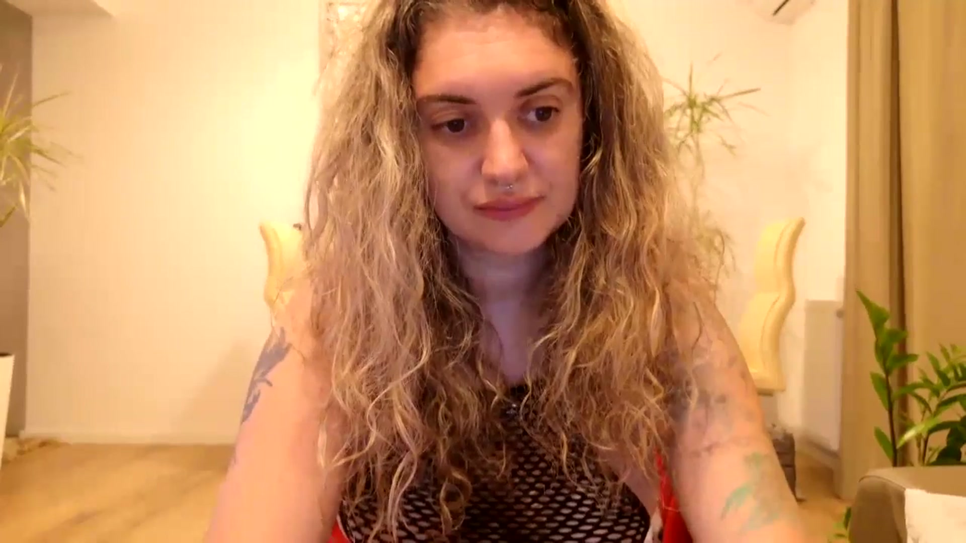 Gallery image thumbnail from MissDivinna's myfreecams stream on, 08/21/2024, 23:23 image 2 of 20