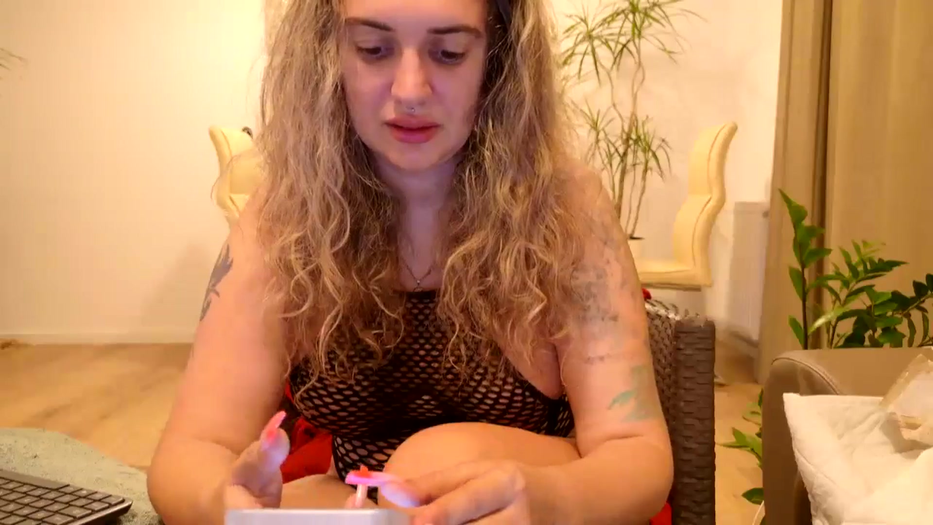 Gallery image thumbnail from MissDivinna's myfreecams stream on, 08/21/2024, 23:55 image 9 of 20