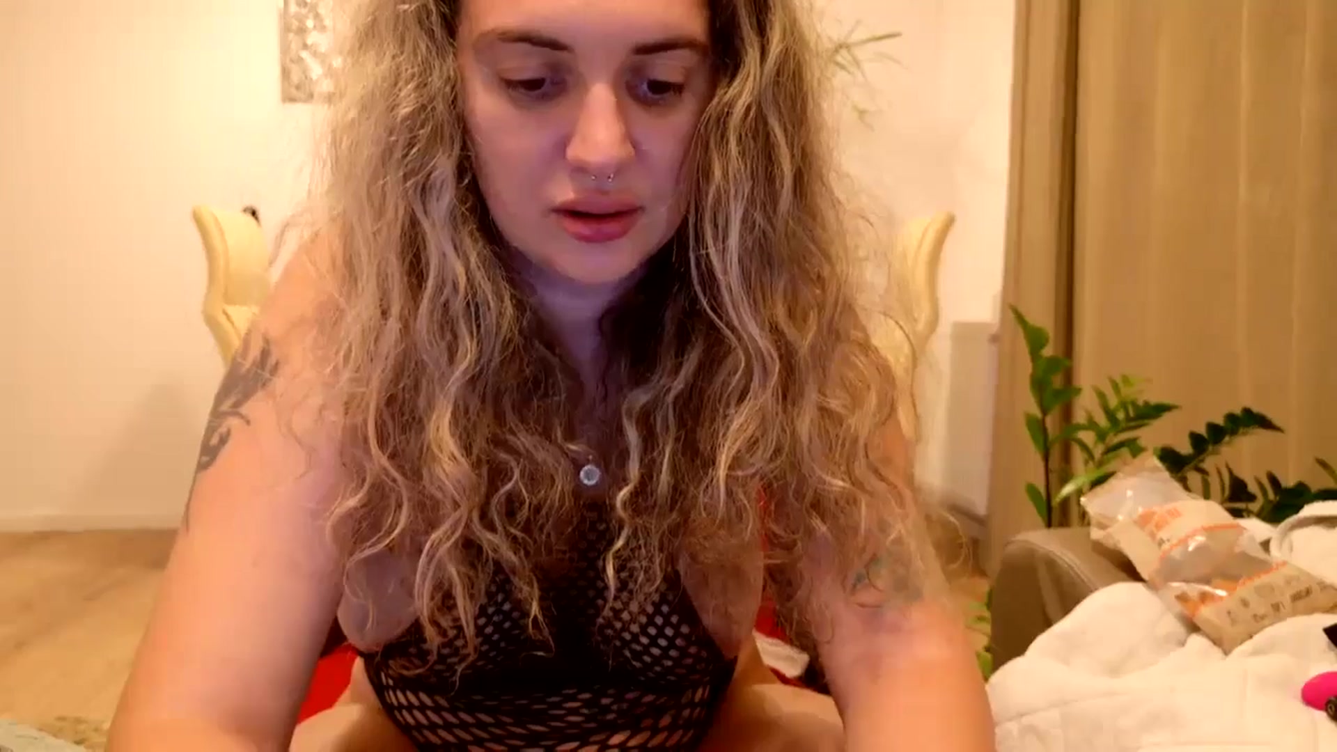 Gallery image thumbnail from MissDivinna's myfreecams stream on, 08/22/2024, 02:02 image 7 of 20