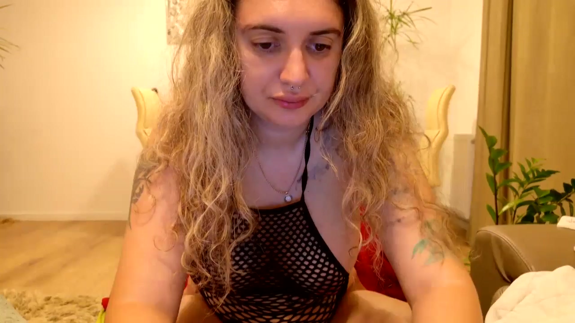 Gallery image thumbnail from MissDivinna's myfreecams stream on, 08/22/2024, 03:54 image 13 of 20