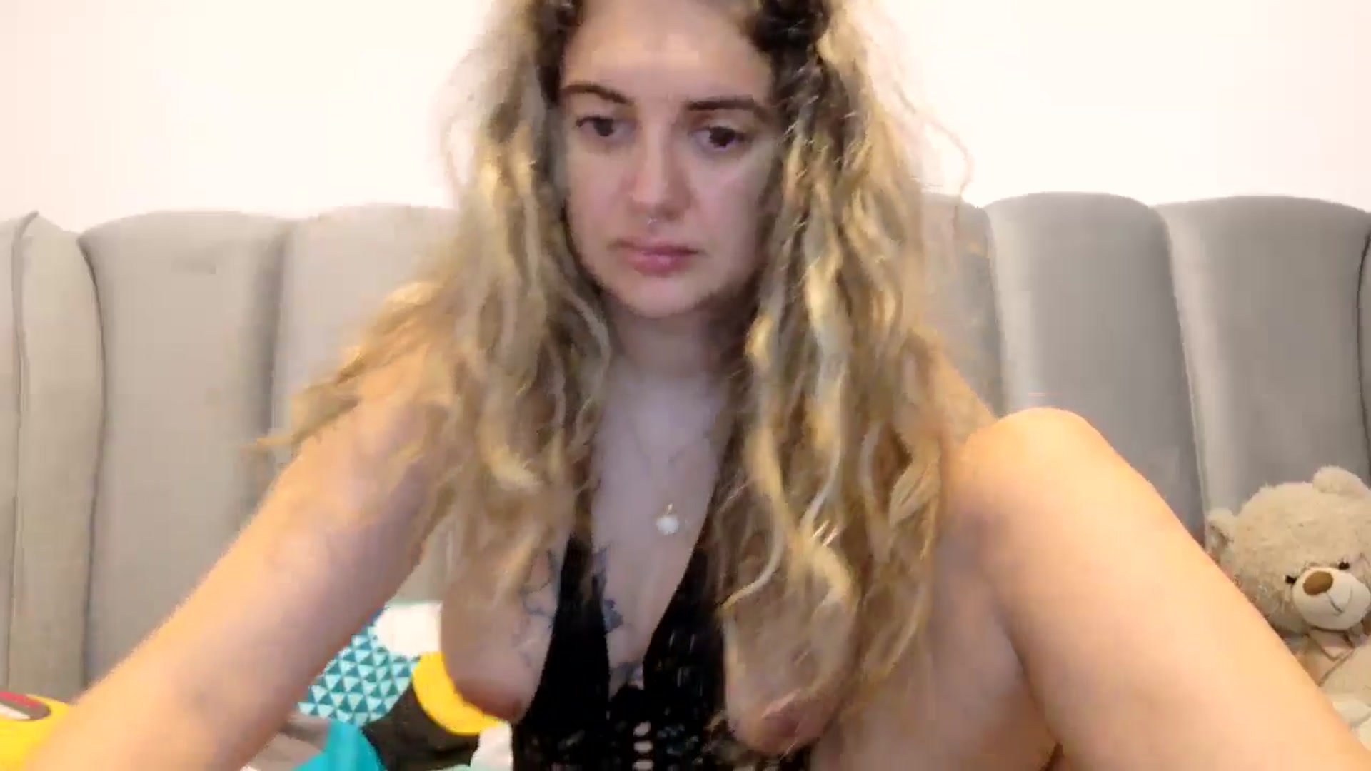 Gallery image thumbnail from MissDivinna's myfreecams stream on, 08/23/2024, 03:22 image 19 of 20
