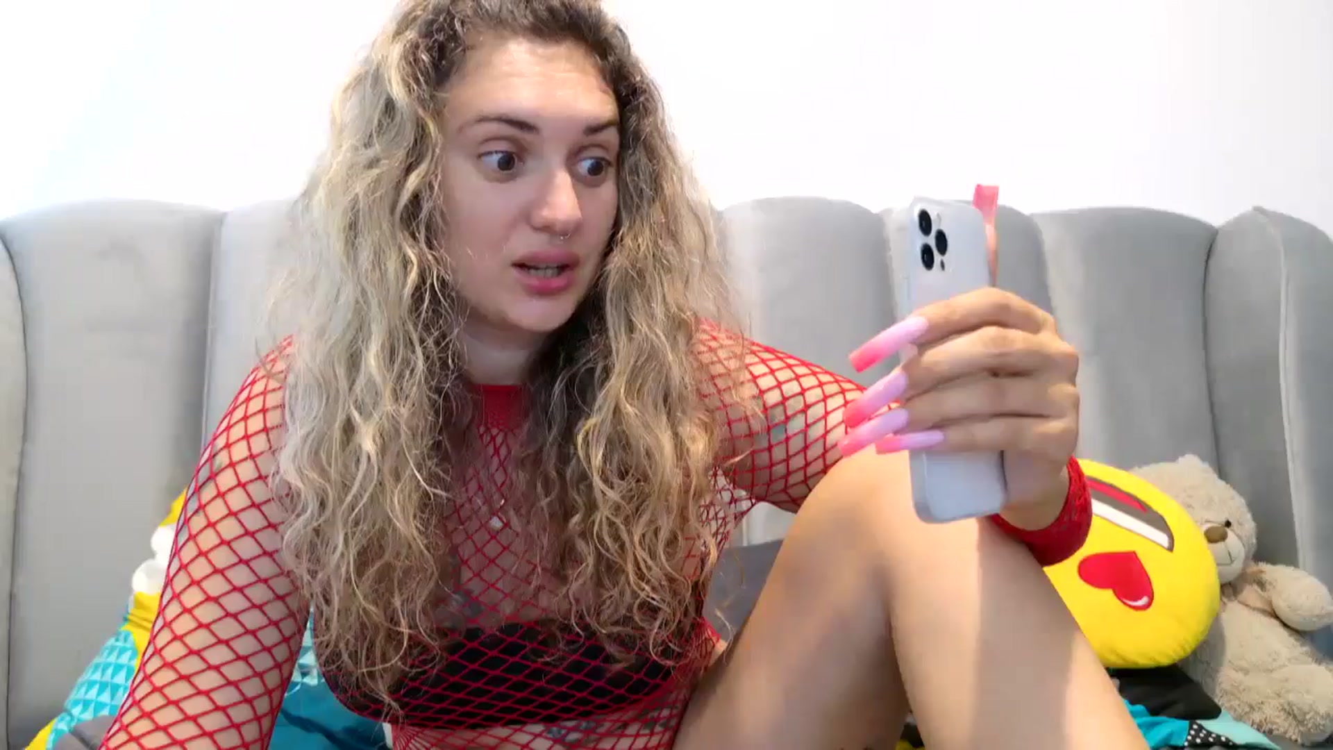 Gallery image thumbnail from MissDivinna's myfreecams stream on, 08/31/2024, 24:06 image 5 of 20