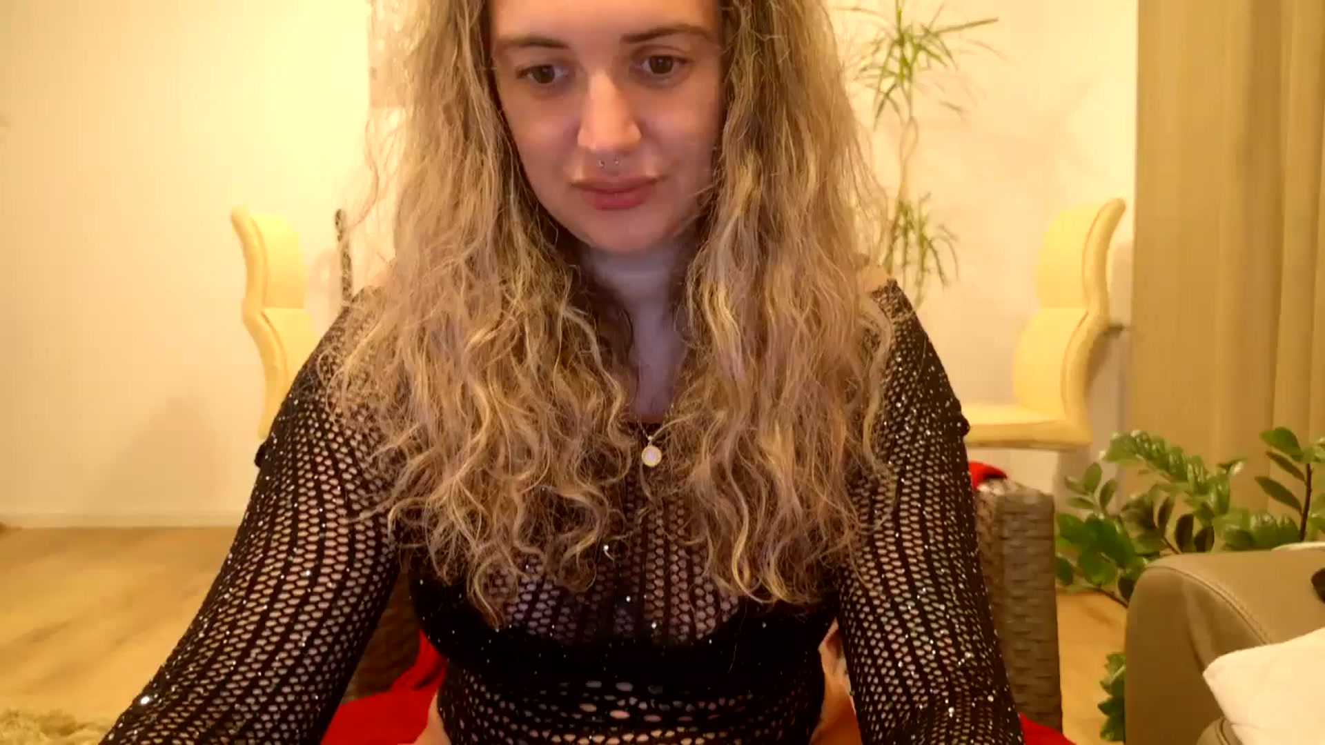 Gallery image thumbnail from MissDivinna's myfreecams stream on, 09/07/2024, 22:35 image 1 of 20
