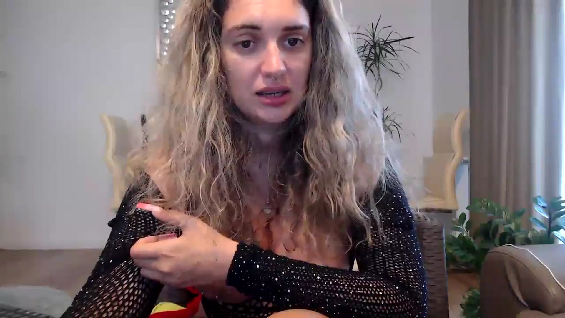 Gallery image thumbnail from MissDivinna's myfreecams stream on, 09/08/2024, 04:49 image 13 of 20