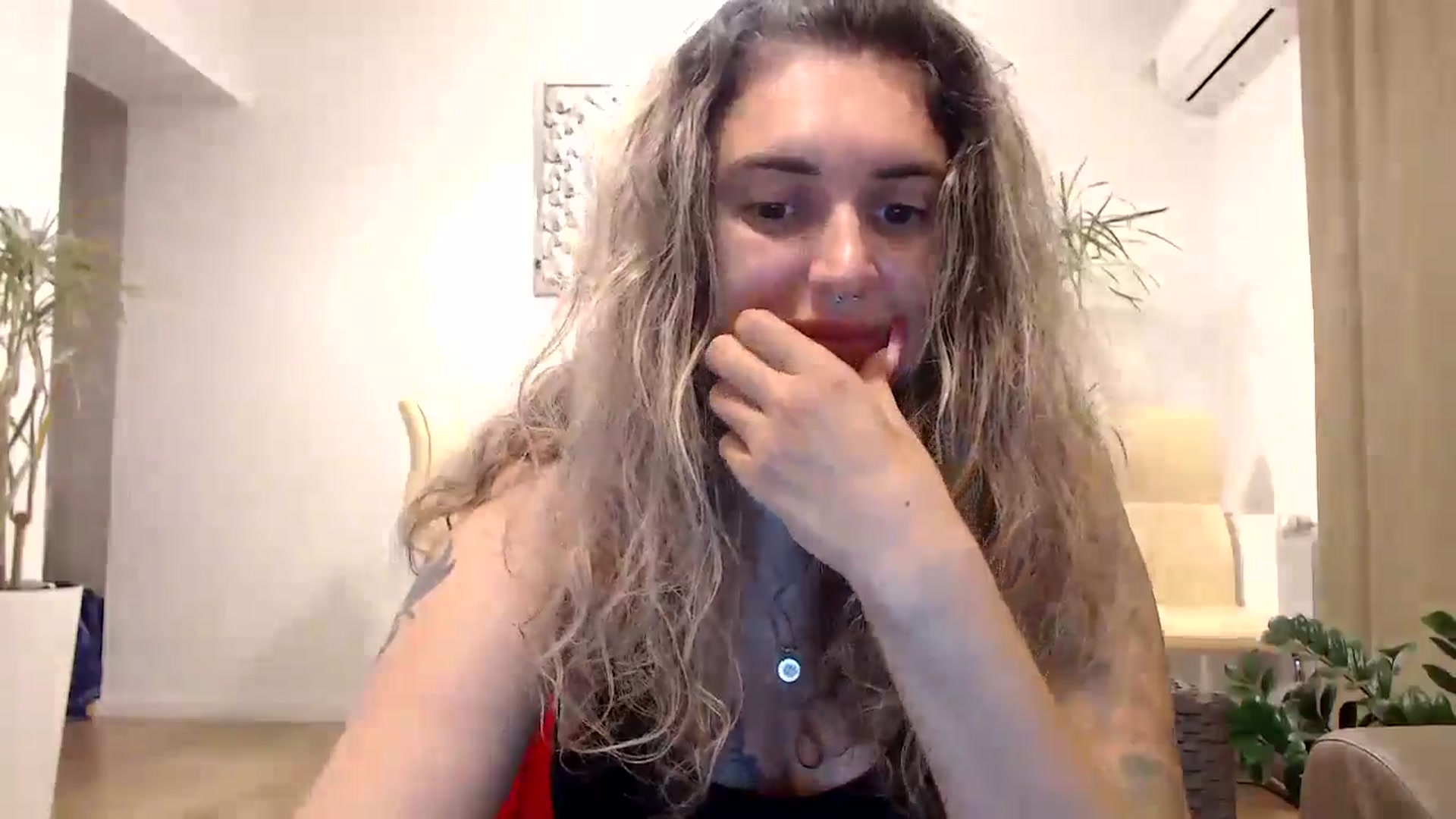 Gallery image thumbnail from MissDivinna's myfreecams stream on, 09/09/2024, 21:18 image 15 of 20