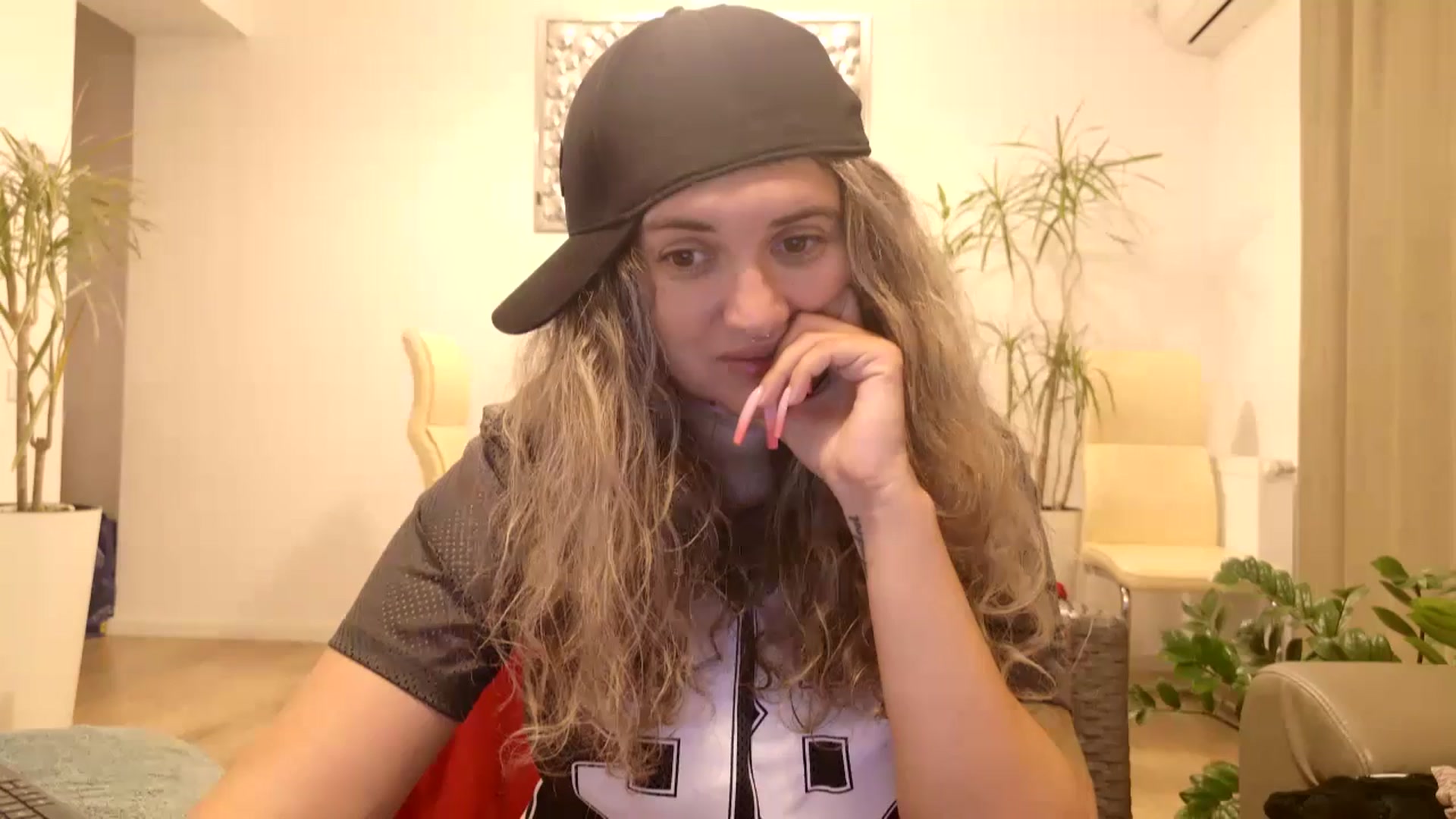 Gallery image thumbnail from MissDivinna's myfreecams stream on, 09/10/2024, 03:01 image 8 of 20