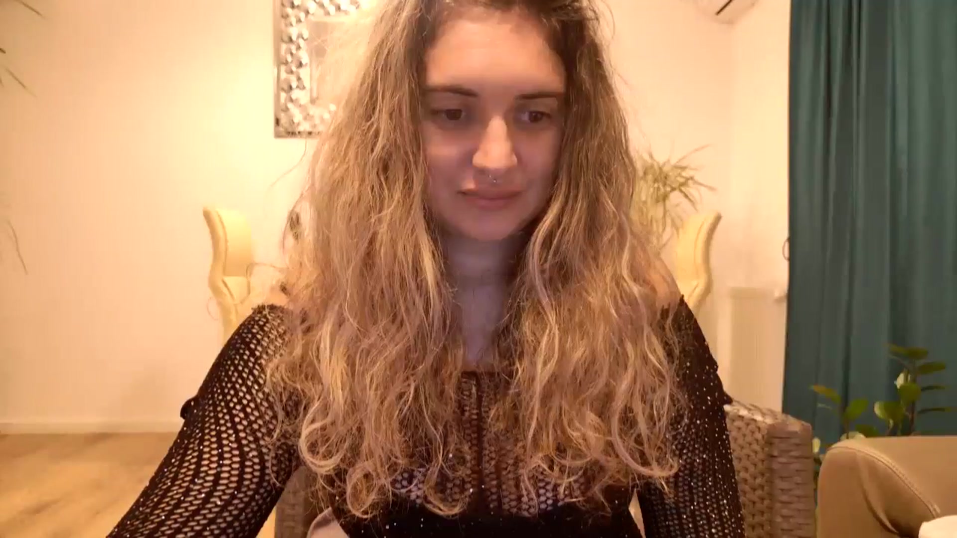 Gallery image thumbnail from MissDivinna's myfreecams stream on, 09/18/2024, 24:00 image 2 of 20