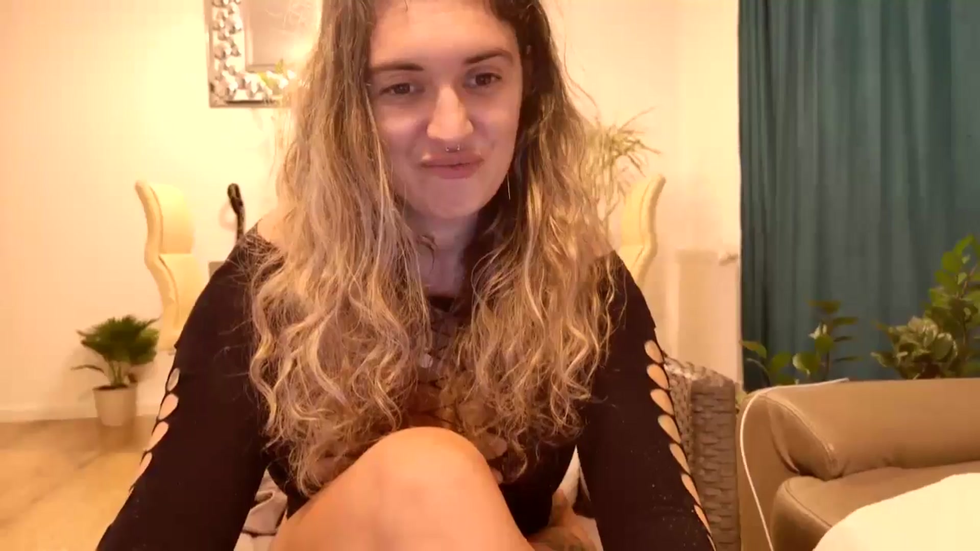 Gallery image thumbnail from MissDivinna's myfreecams stream on, 09/20/2024, 02:23 image 9 of 20