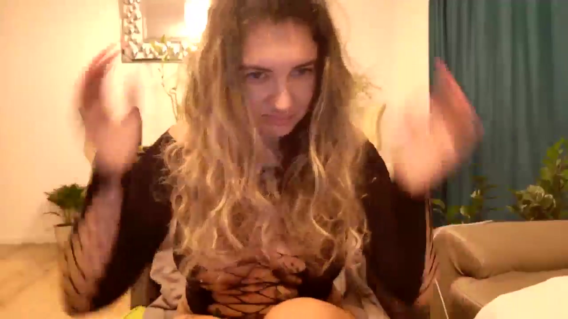 Gallery image thumbnail from MissDivinna's myfreecams stream on, 09/20/2024, 02:23 image 5 of 20