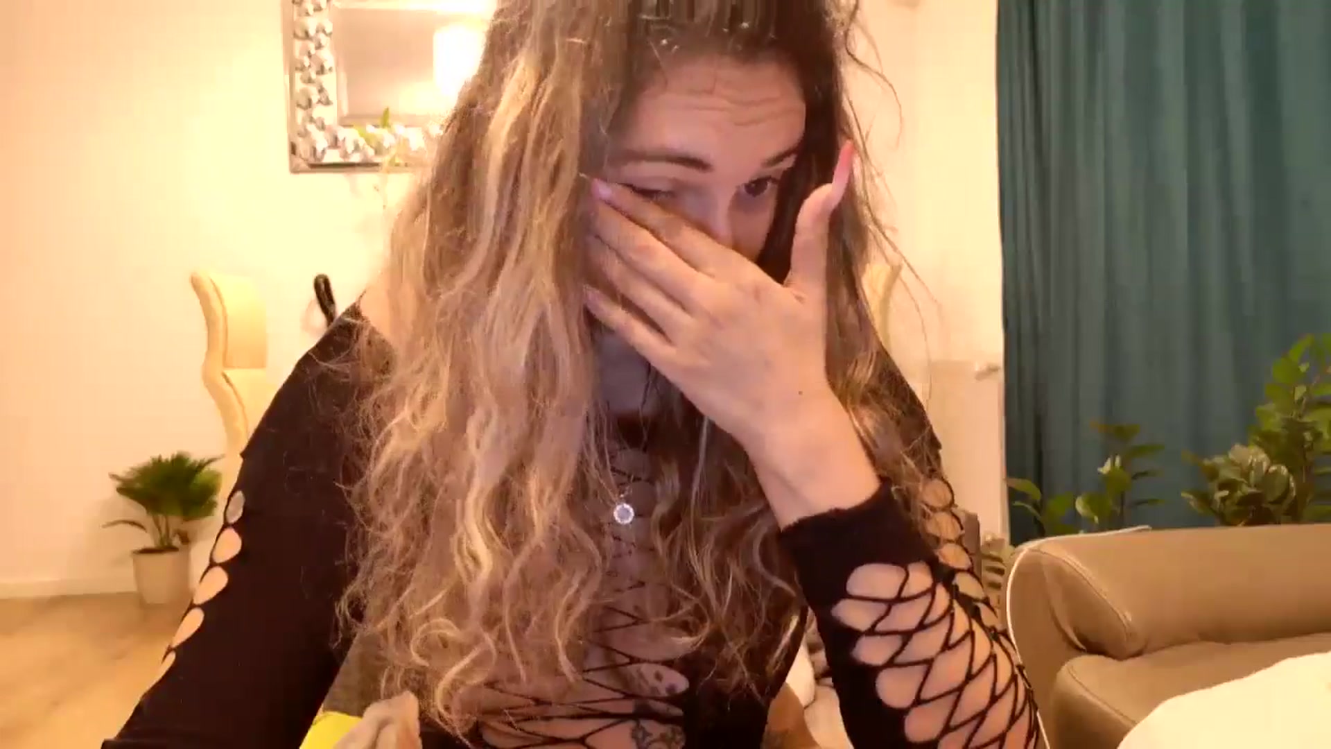 Gallery image thumbnail from MissDivinna's myfreecams stream on, 09/20/2024, 03:08 image 16 of 20