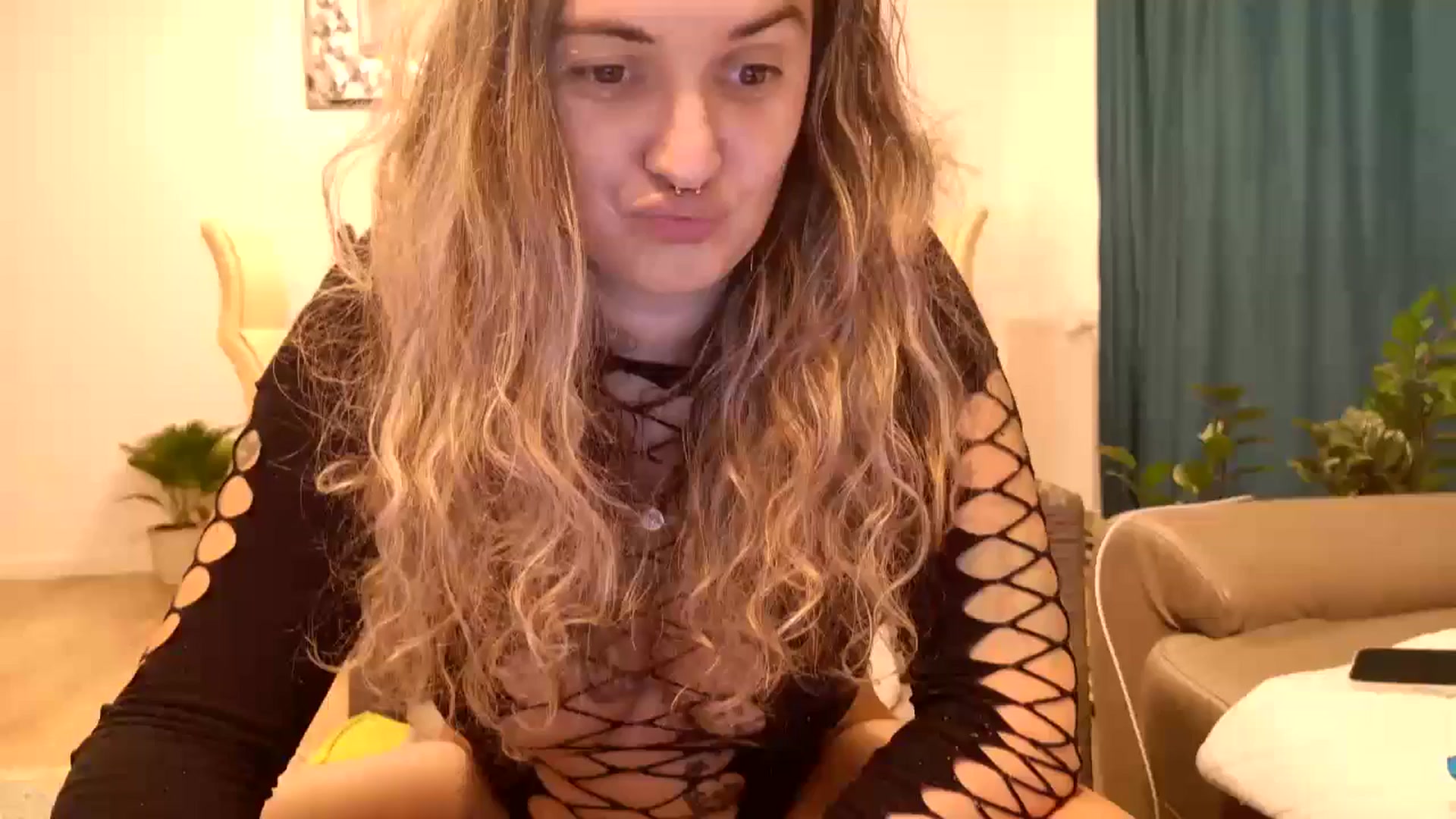 Gallery image thumbnail from MissDivinna's myfreecams stream on, 09/20/2024, 03:08 image 5 of 20