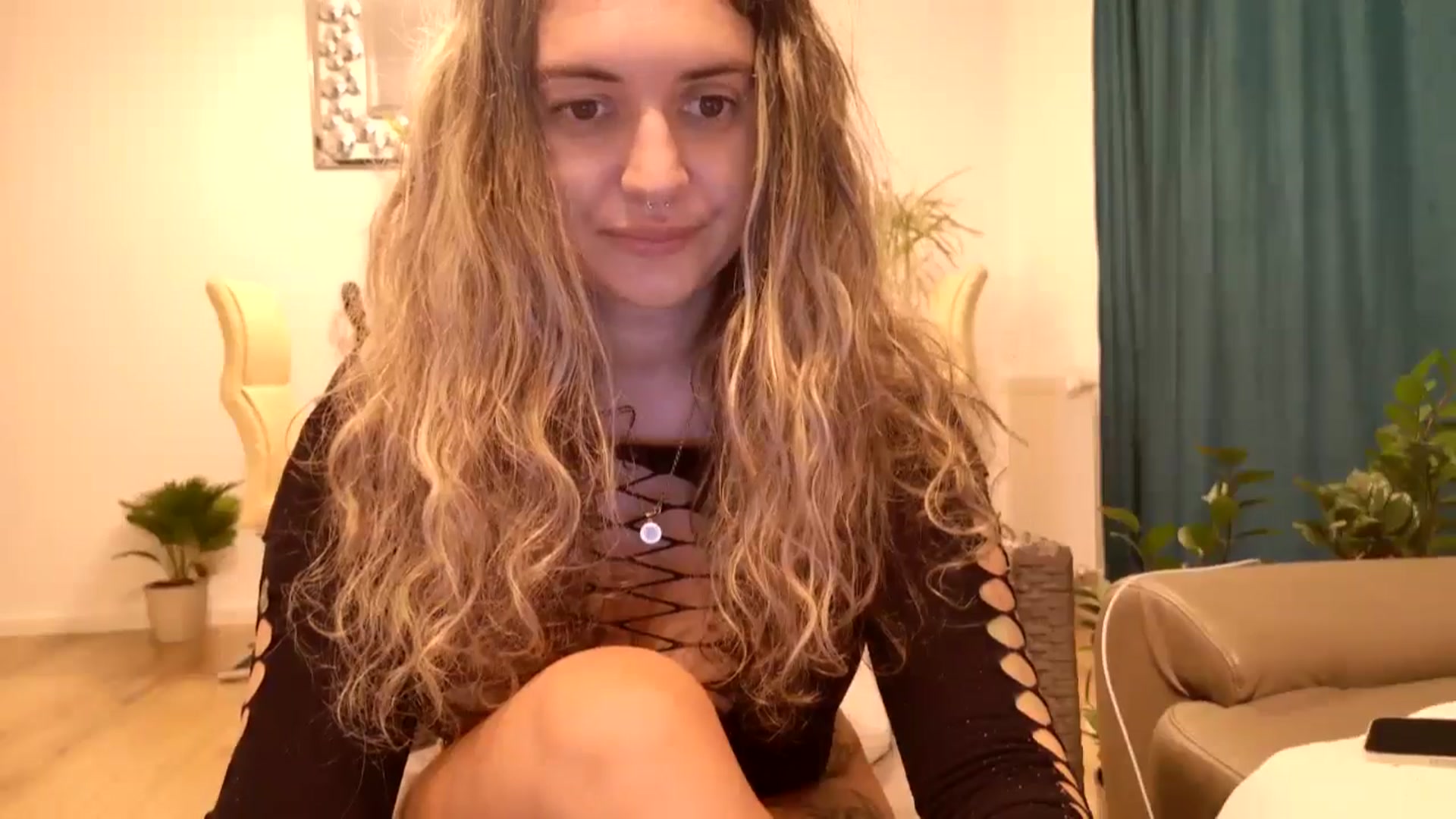 Gallery image thumbnail from MissDivinna's myfreecams stream on, 09/20/2024, 03:08 image 13 of 20