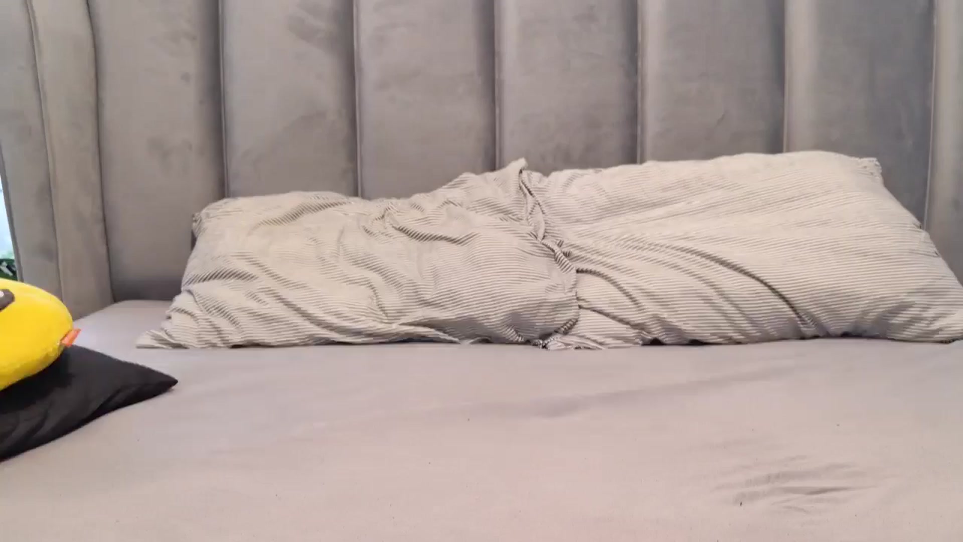 Gallery image thumbnail from MissDivinna's myfreecams stream on, 09/27/2024, 23:21 image 7 of 20