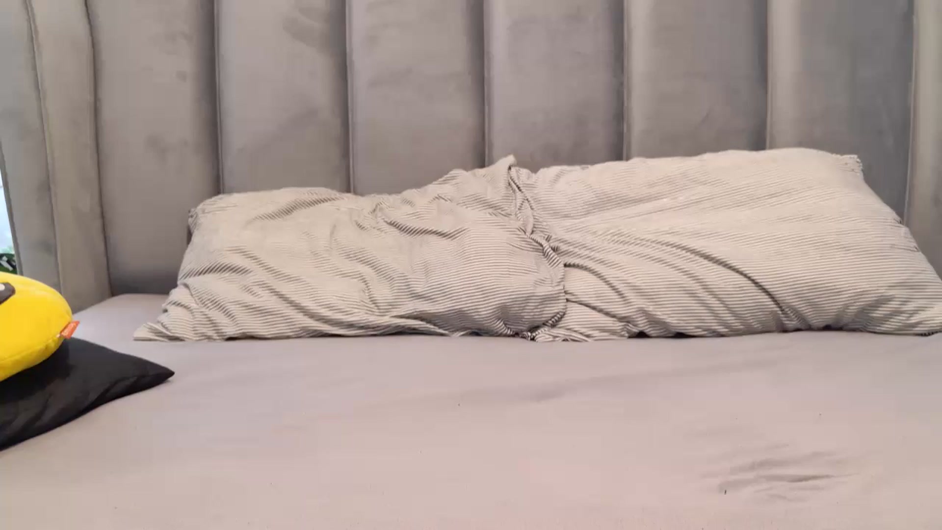 Gallery image thumbnail from MissDivinna's myfreecams stream on, 09/27/2024, 23:21 image 8 of 20